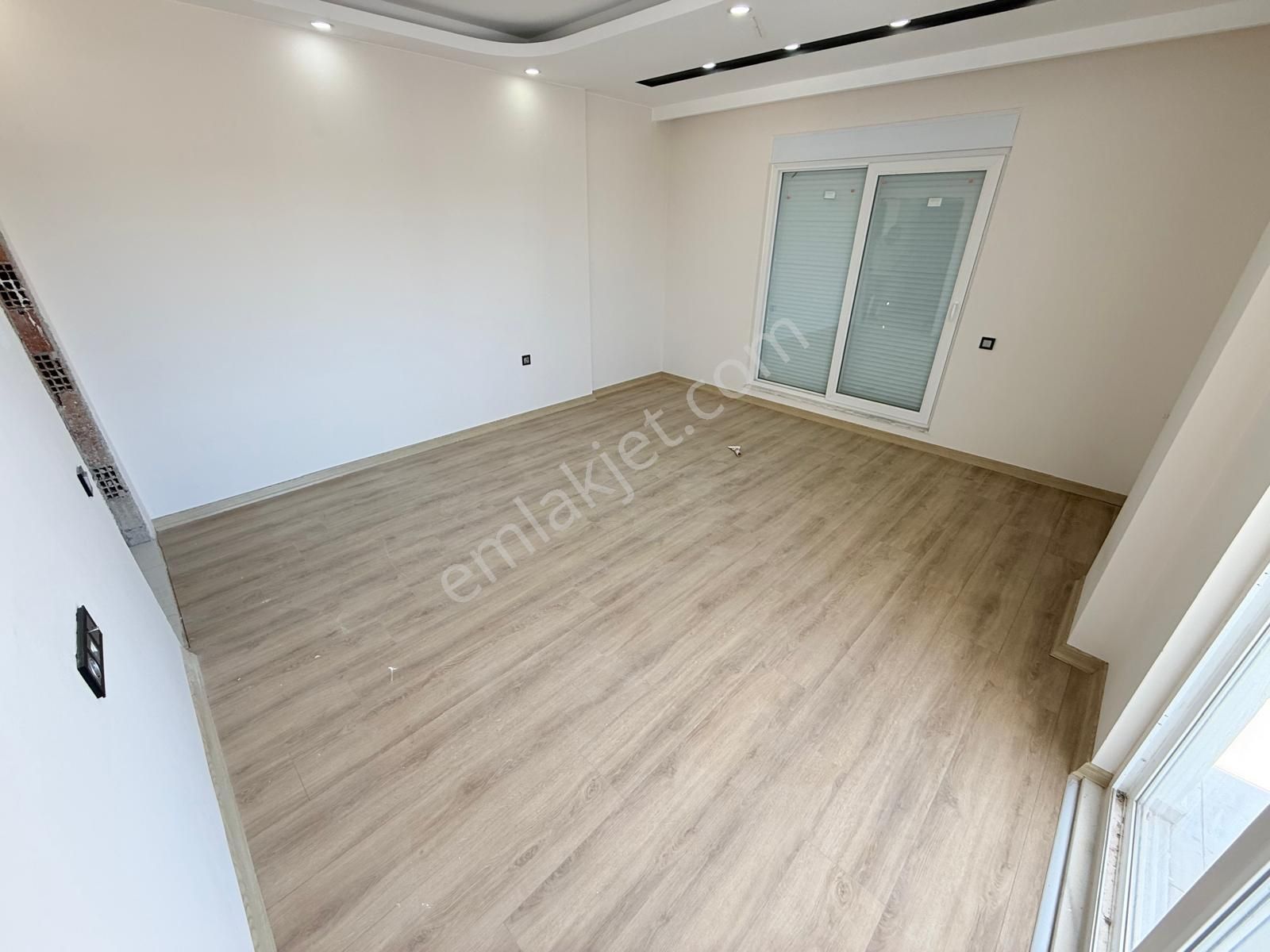 Varsak Aydoğmuşta Tranvaya Yurume Mesafesı Ebeveyn Banyolu 110m2 - Görsel 9