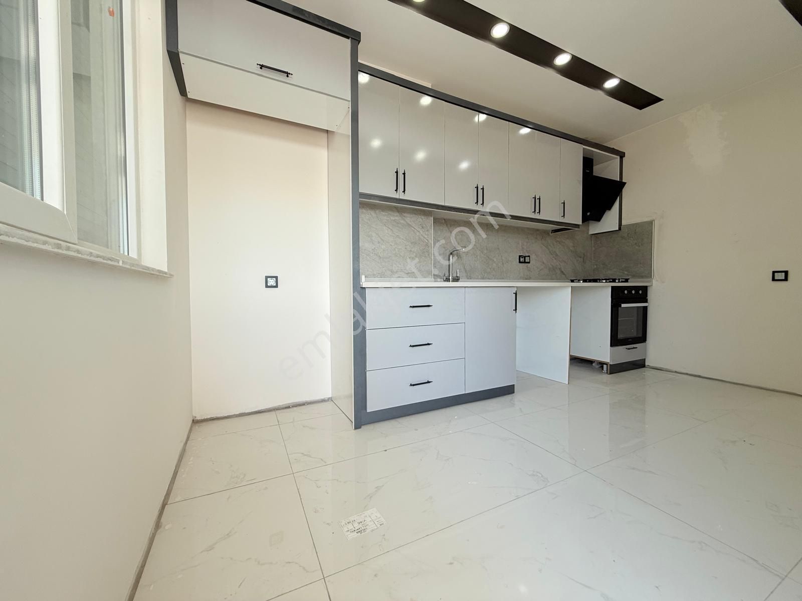 Varsak Aydoğmuşta Tranvaya Yurume Mesafesı Ebeveyn Banyolu 110m2 - Görsel 2