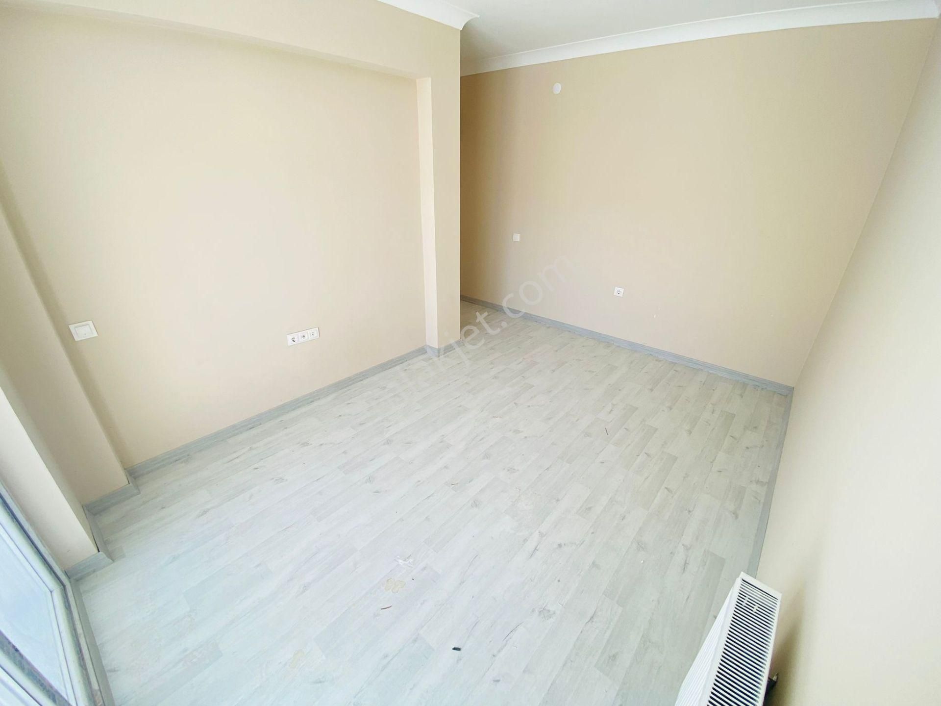 2.500.000 Kredili Öncephe İskanlı Merkezin Göbeğinde Fırsat 3+1 - Görsel 18