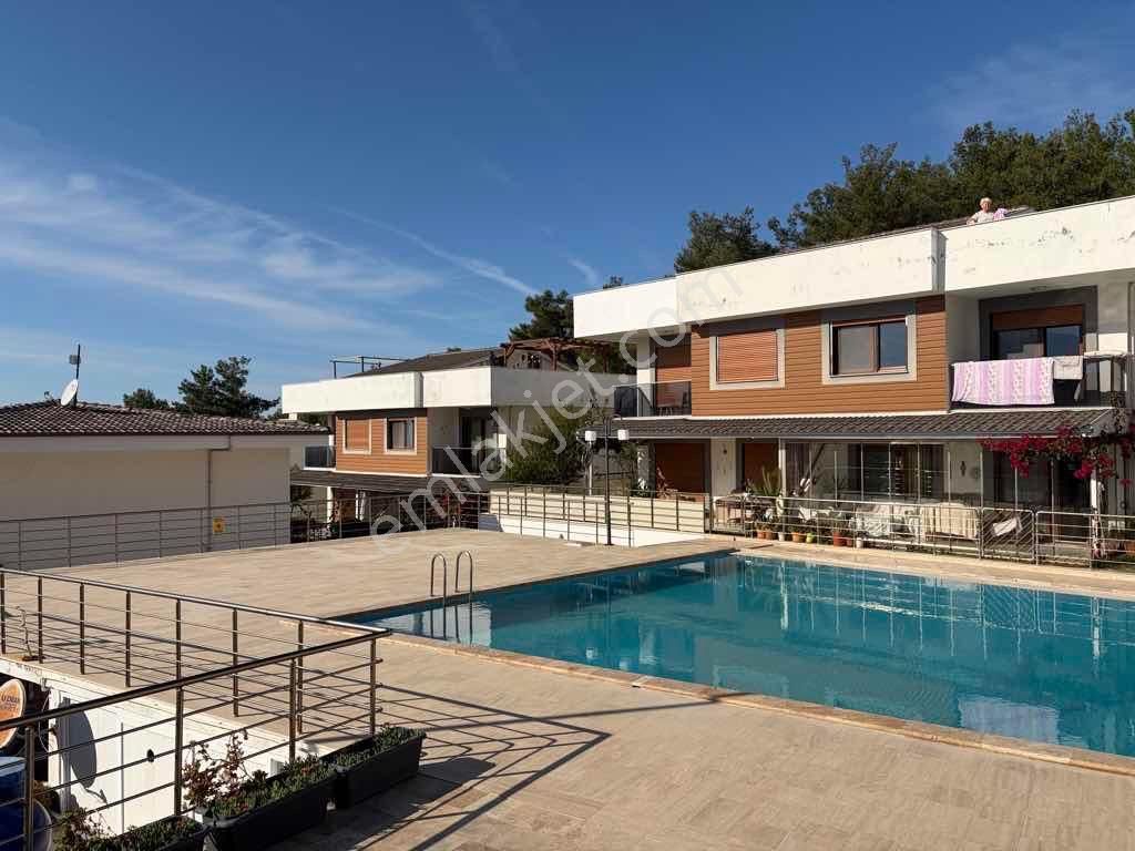 Deniz Manzaralı Ve Doğa İçinde Bakımlı Villa - Görsel 6