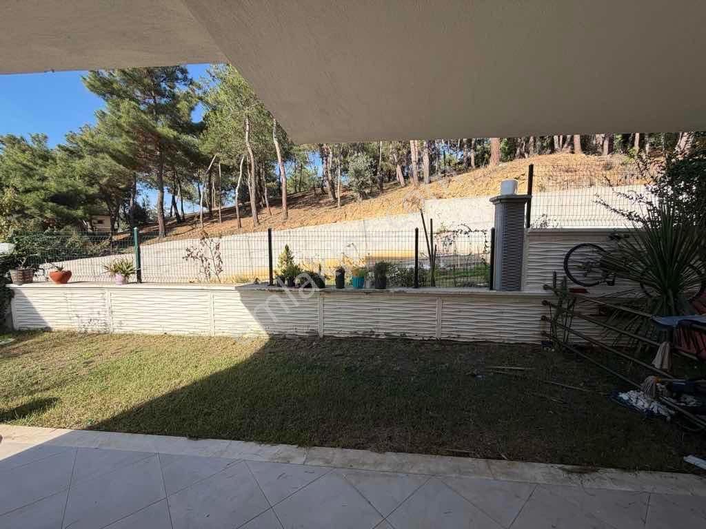 Deniz Manzaralı Ve Doğa İçinde Bakımlı Villa - Görsel 3