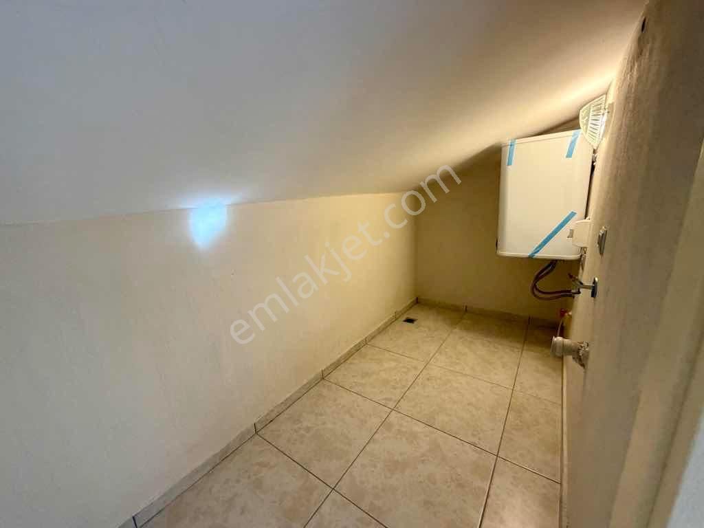 Deniz Manzaralı Ve Doğa İçinde Bakımlı Villa - Görsel 32