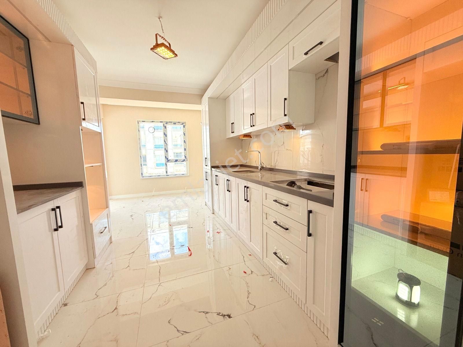 4.000.000 Kadar Kredi Limitli Arakat Öncephe Kilerli Vestiyer Odalı 4,5+1 - Görsel 2