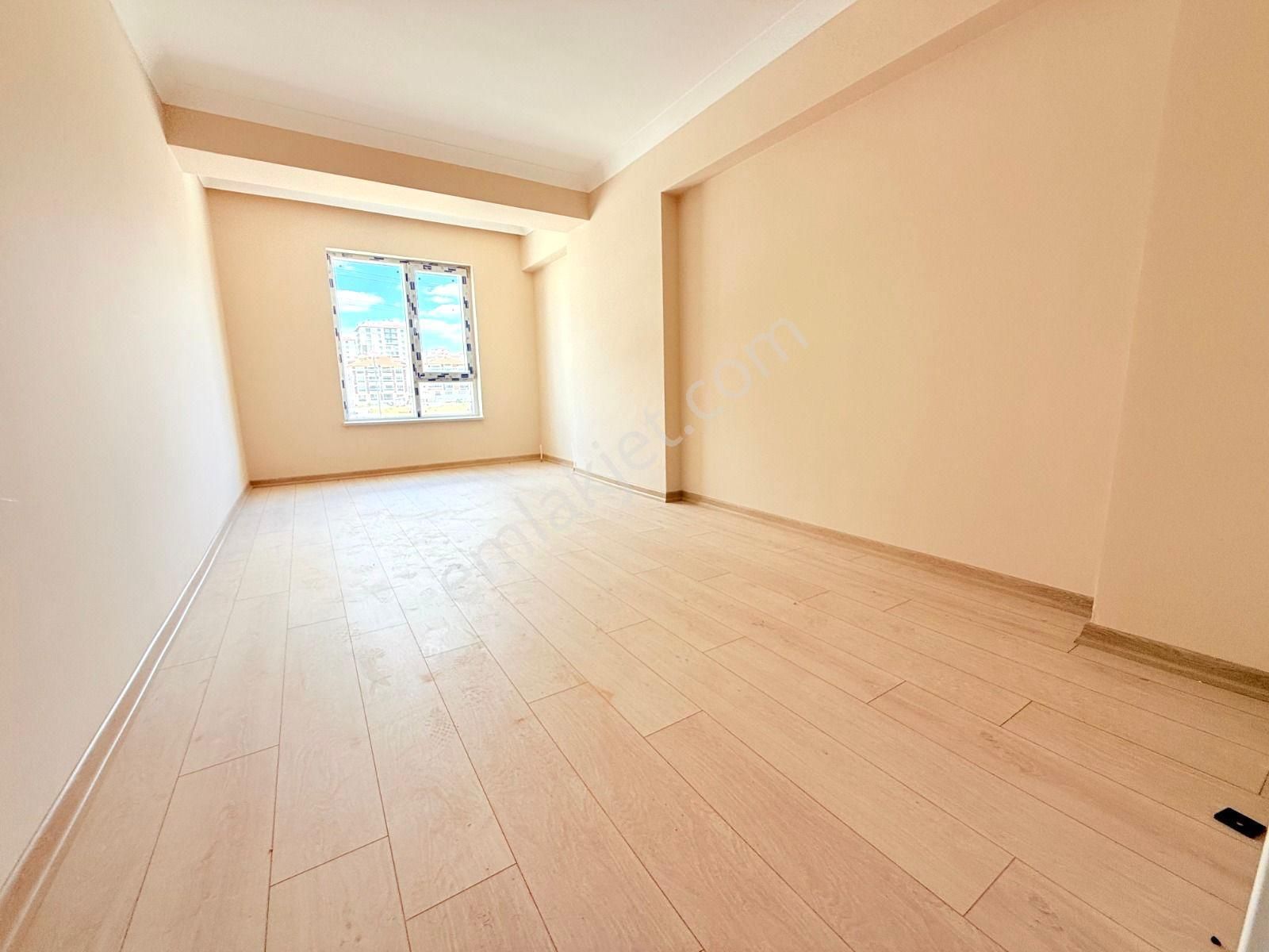 4.000.000 Kadar Kredi Limitli Arakat Öncephe Kilerli Vestiyer Odalı 4,5+1 - Görsel 17