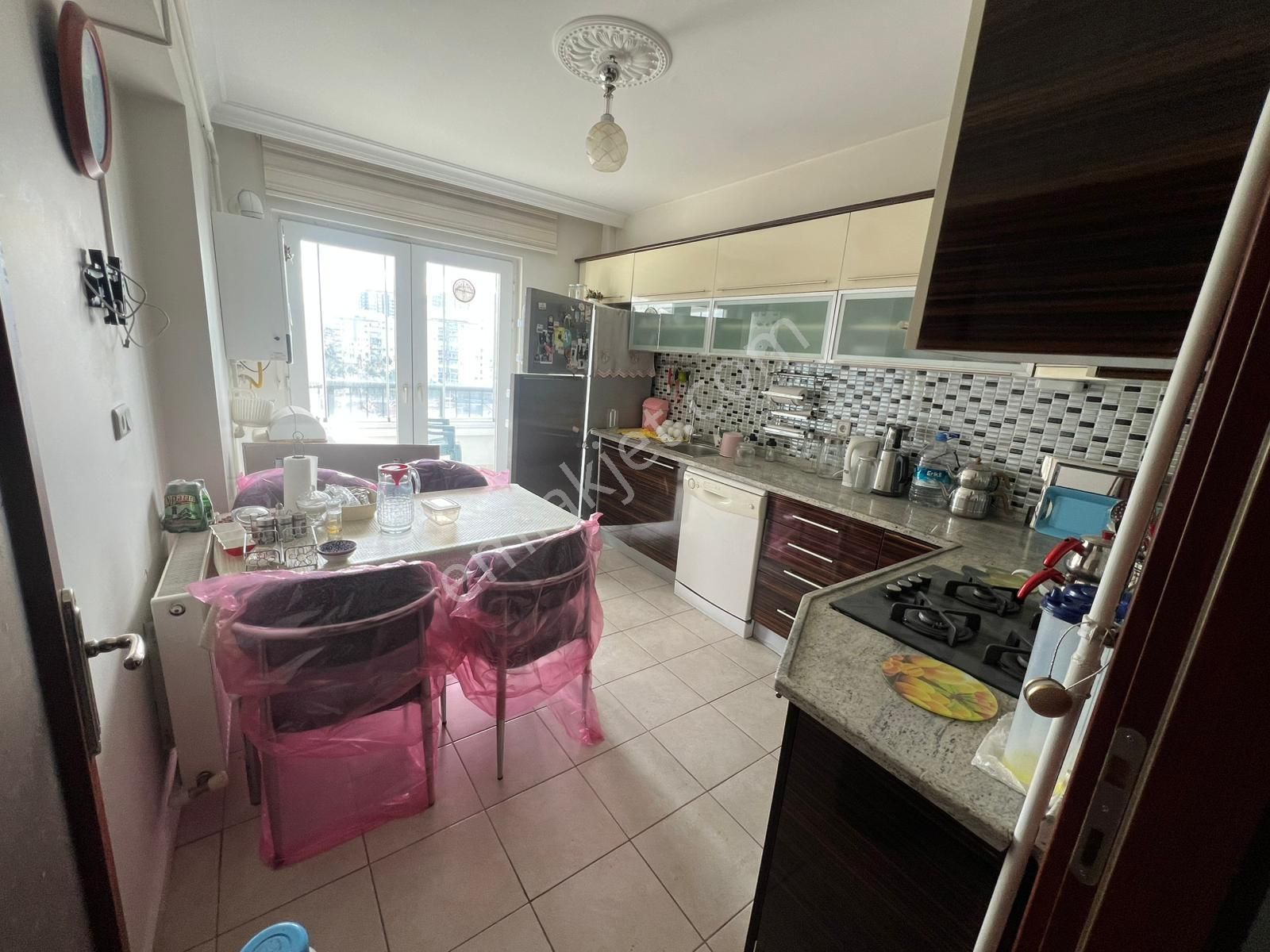 Y.mahalle Turgut Özal Mah. Ara Kat Merkezi Lokasyon Site İçi 3+1 Satılık Daire - Görsel 4