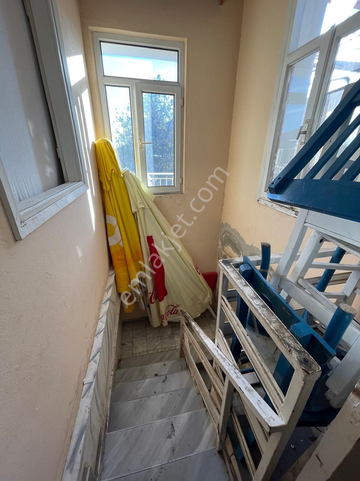 Cunda'da Ticari Faliyete Uygun Dükkanlar Ve Daire Taş Bina - Görsel 20