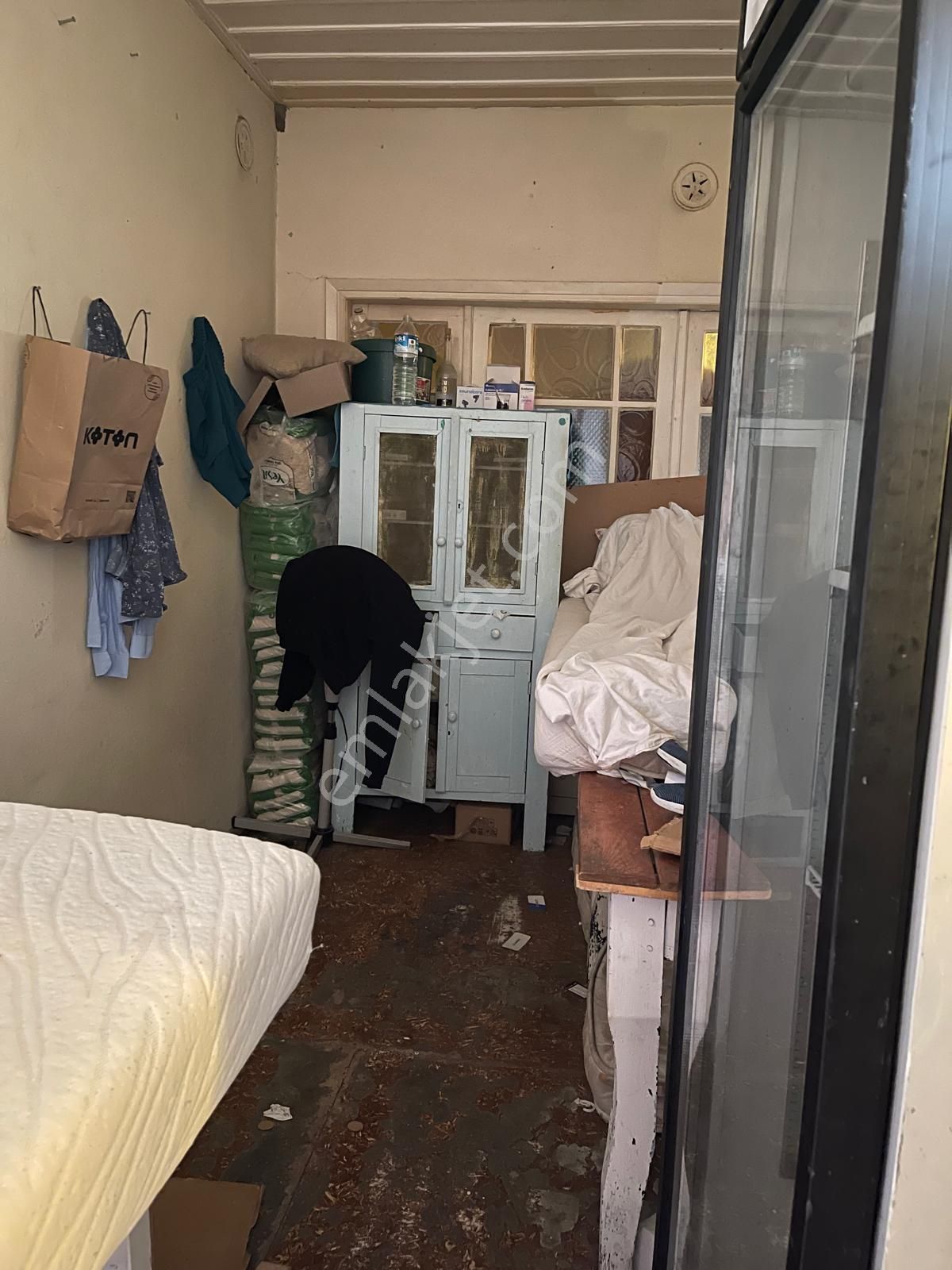 Cunda'da Ticari Faliyete Uygun Dükkanlar Ve Daire Taş Bina - Görsel 16