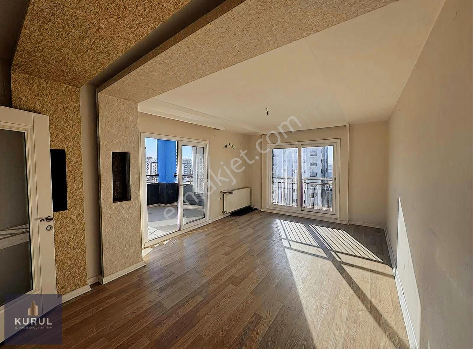 Kurul Gayrimenkulden Elifsu Uludağ'da Satılık Geniş 3+1