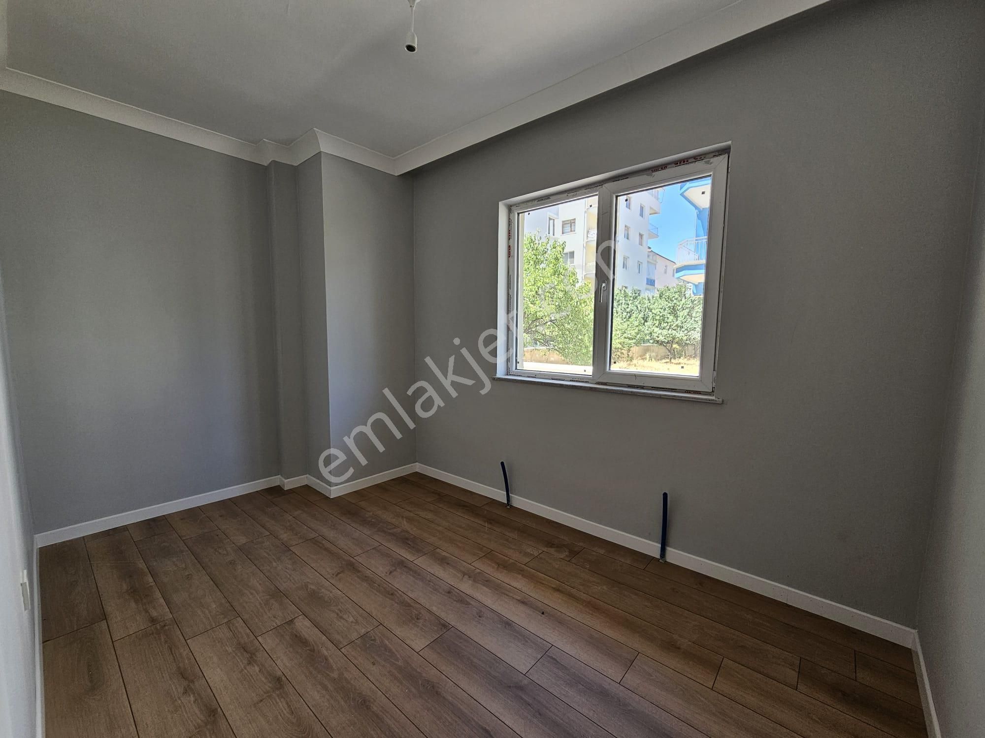 Merkezin İçinde İskanlı İşçilik Harikası Ultra Lüks Y.giriş 3+1 - Görsel 12