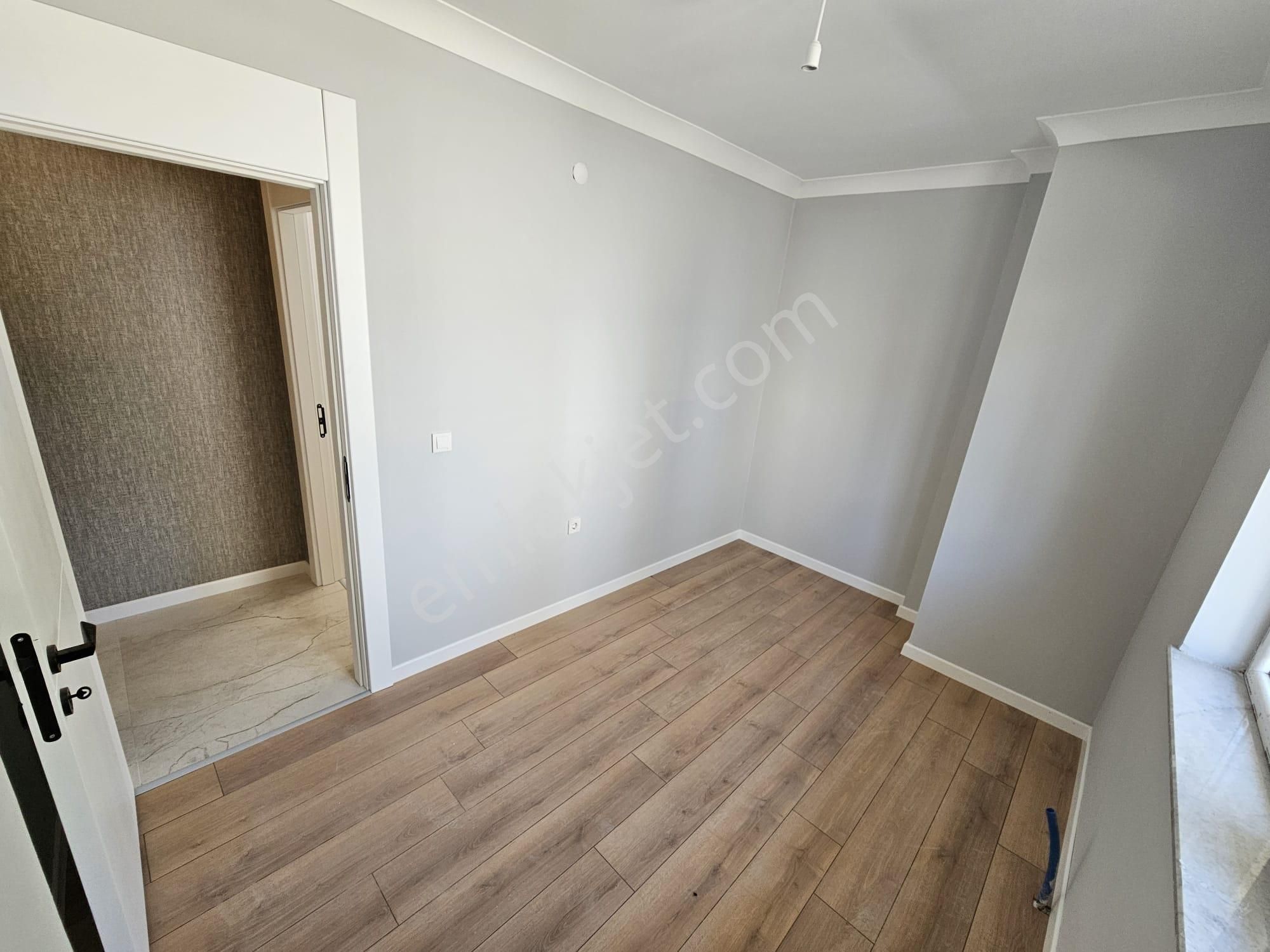 Merkezin İçinde İskanlı İşçilik Harikası Ultra Lüks Y.giriş 3+1 - Görsel 11