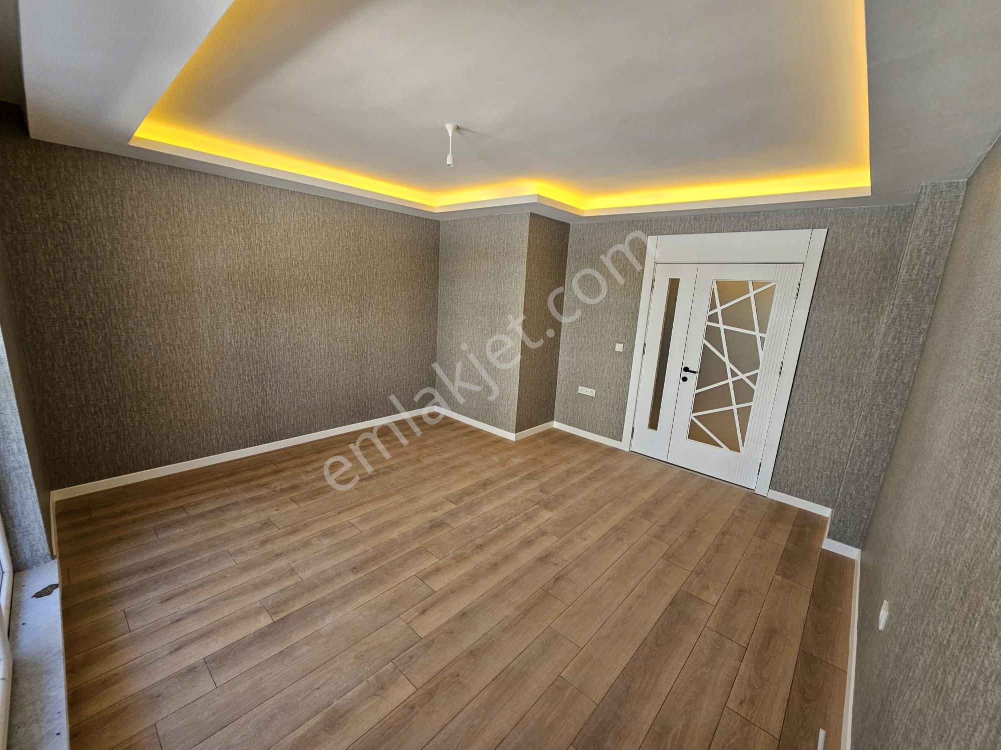 Merkezin İçinde İskanlı İşçilik Harikası Ultra Lüks Y.giriş 3+1 - Görsel 7