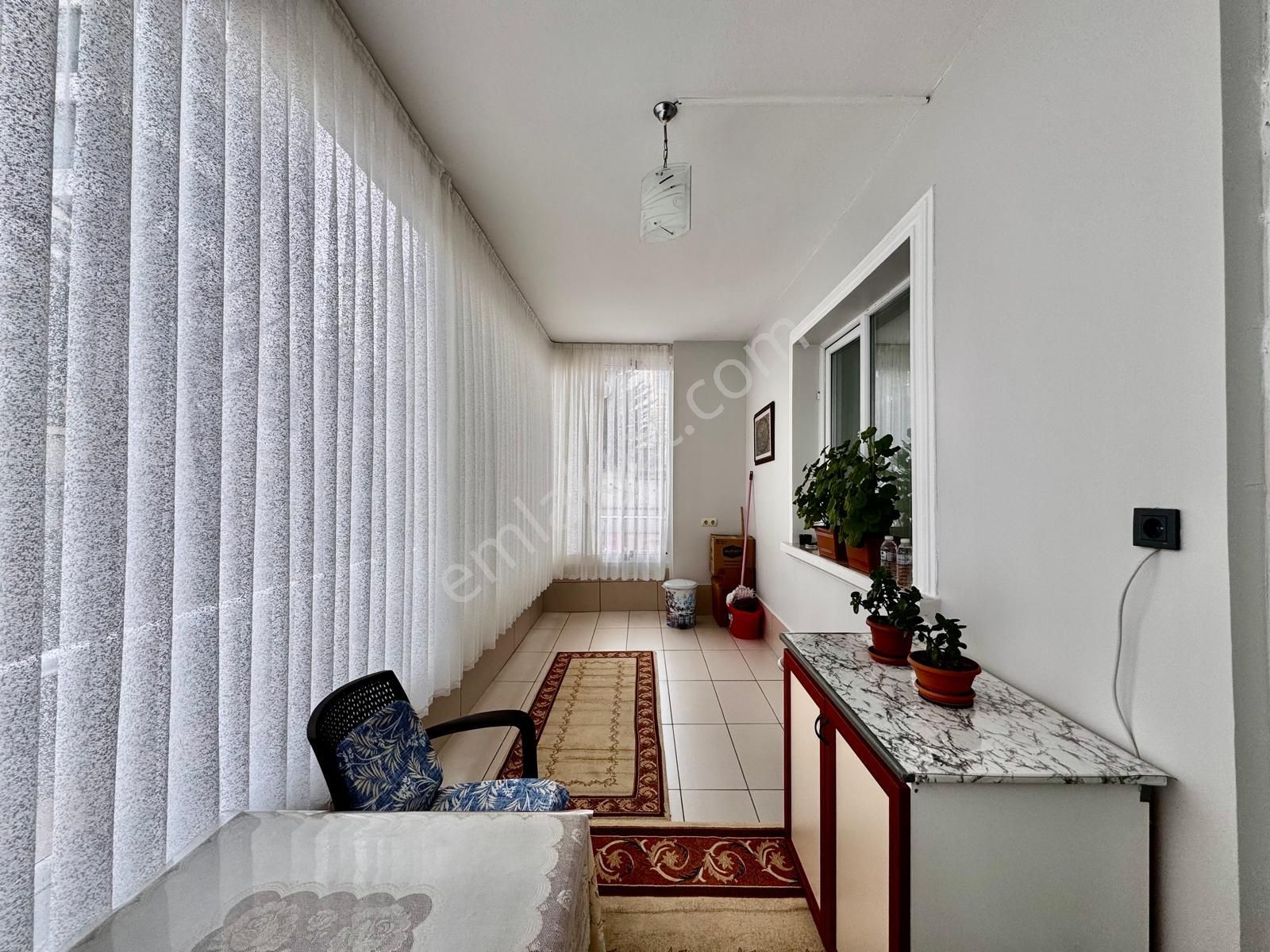 Taşcılar'dan Hicret Cami Yakını 140m2 Güney - E.banyo Kiler 3+1 Daire - Görsel 4