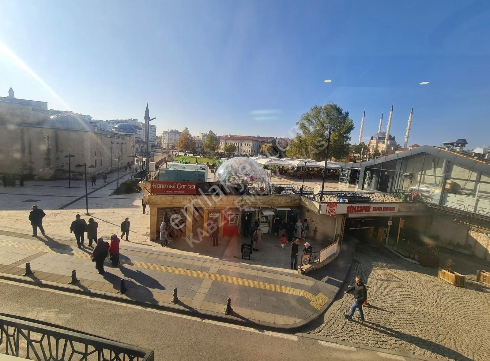 Kabze Emlaktan Arı Sitesinde Devren Kiralık Güzellik Merkezi - Görsel 14