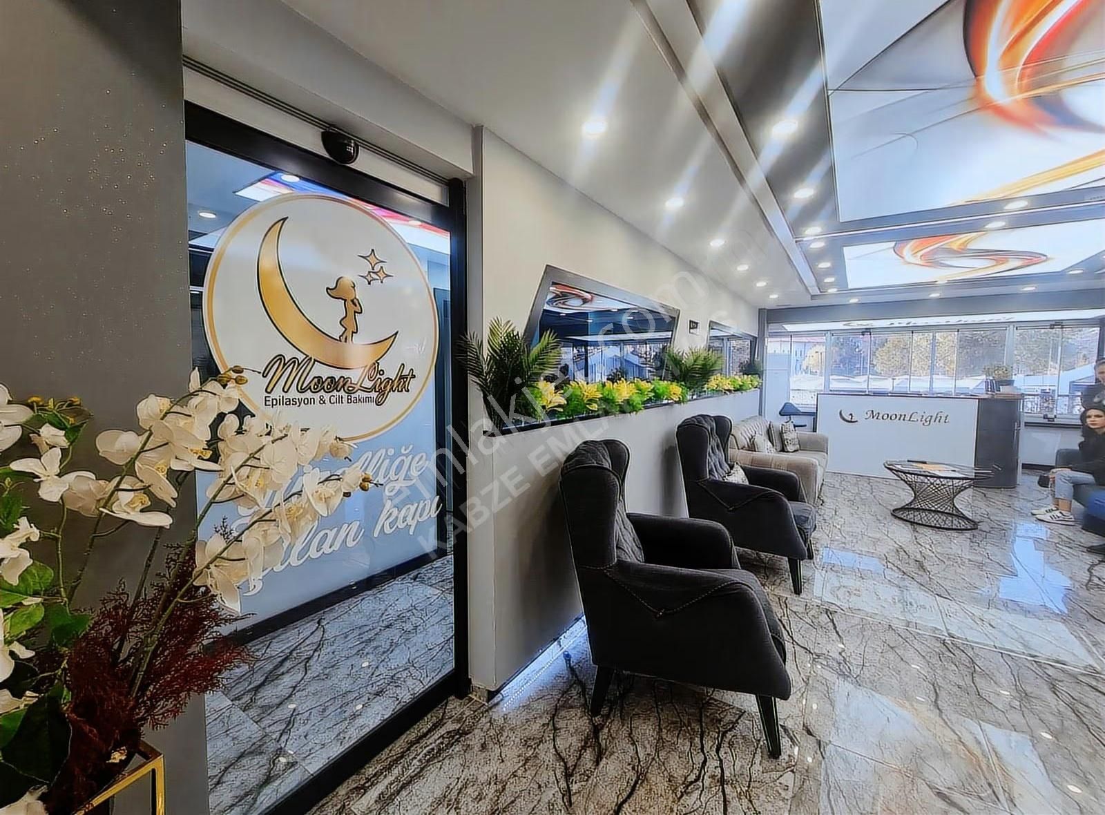 Kabze Emlaktan Arı Sitesinde Devren Kiralık Güzellik Merkezi - Görsel 8