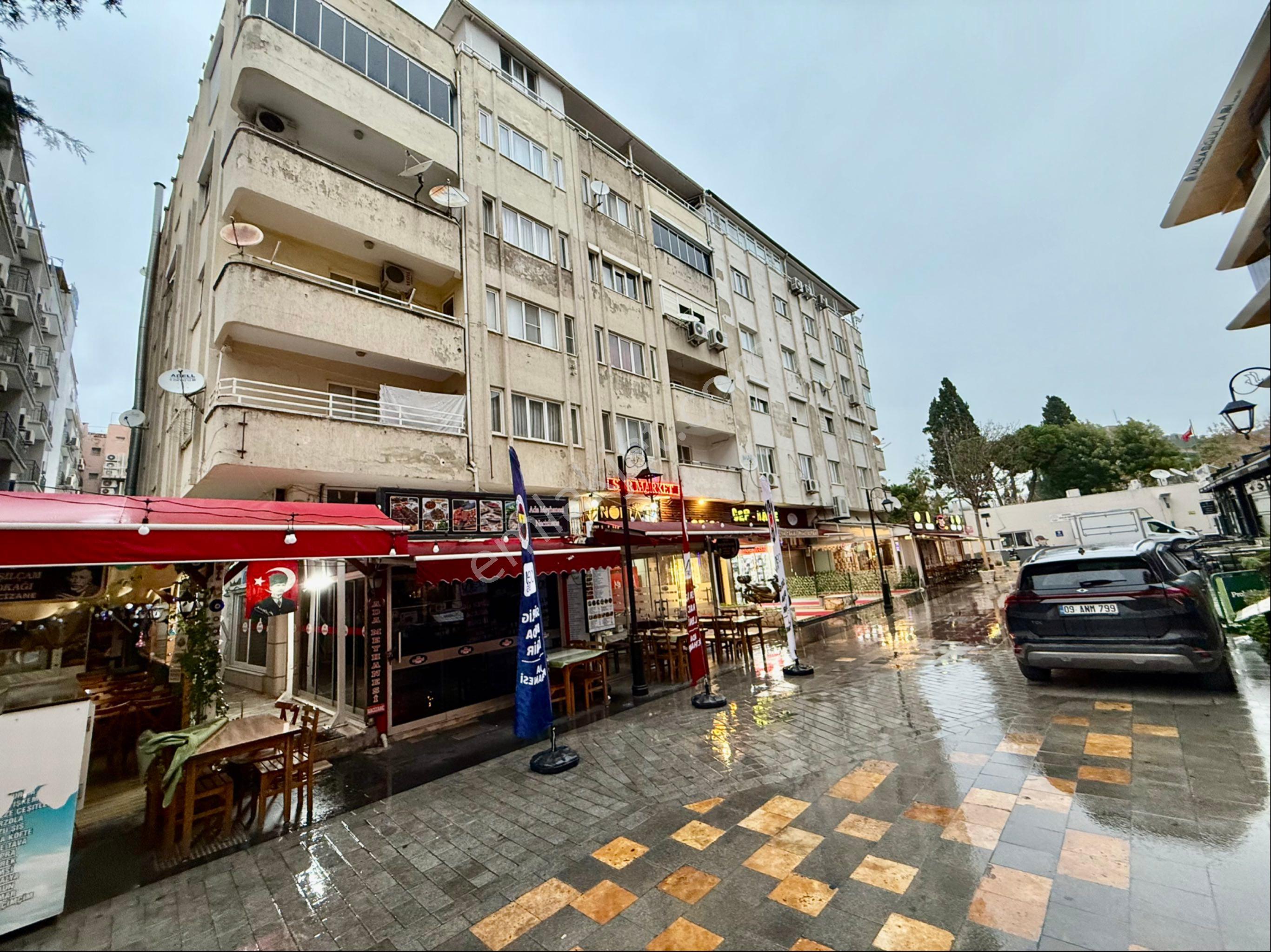 Sahile 100 Metre Deniz Manzaralı 2+1 Çatı Dublex Daire - Görsel 5