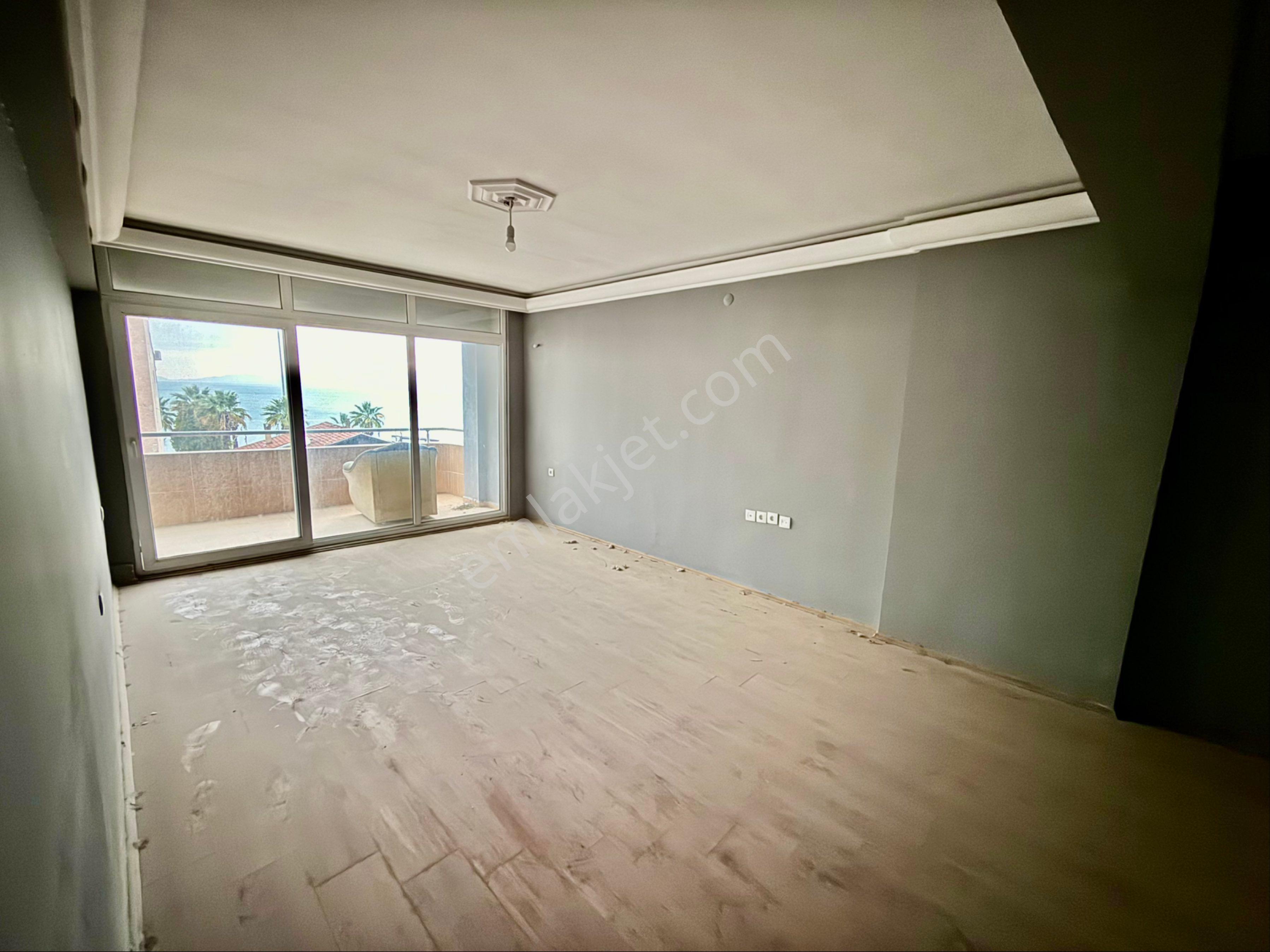 Sahile 100 Metre Deniz Manzaralı 2+1 Çatı Dublex Daire - Görsel 11