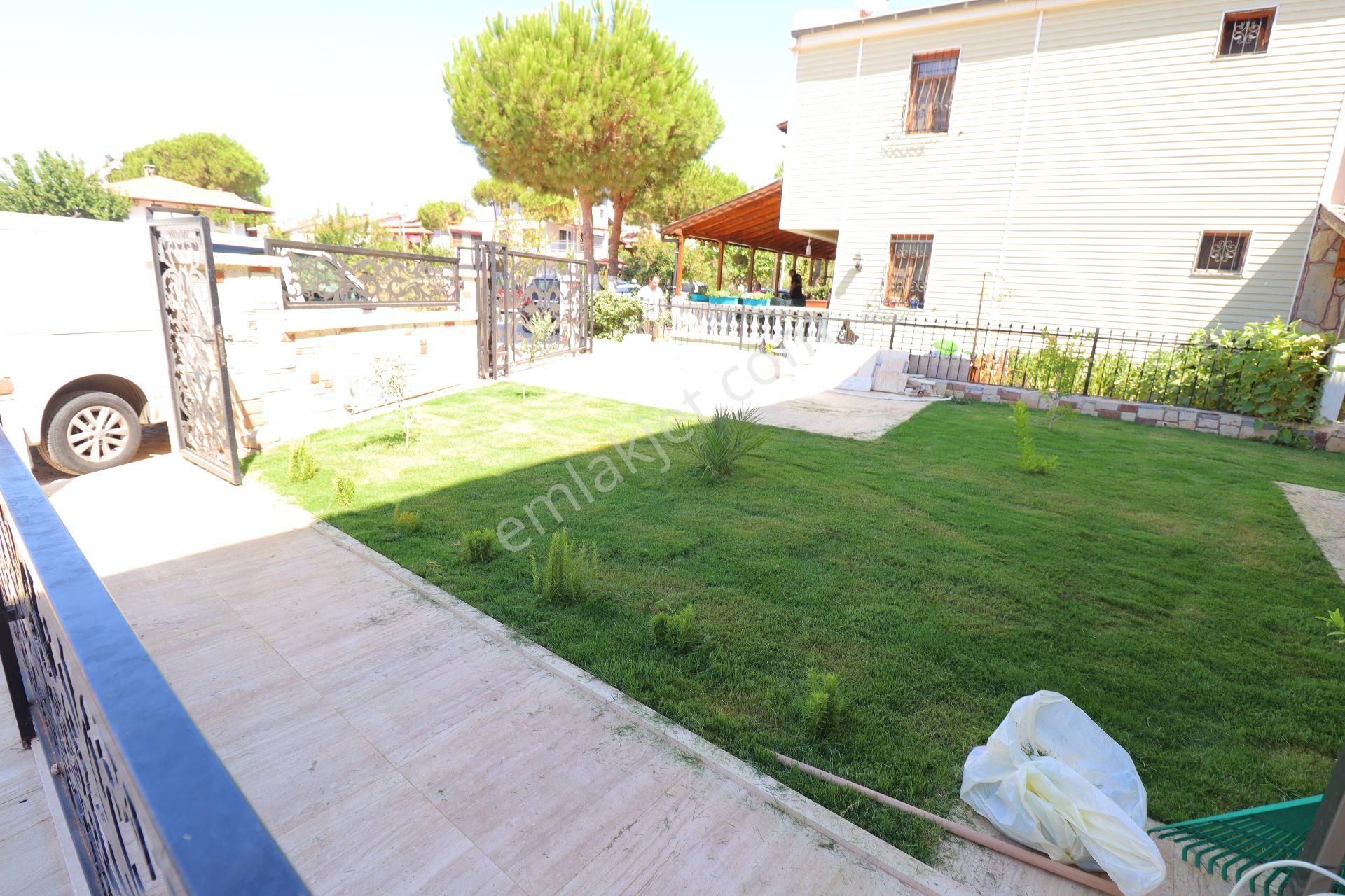 Seferihisar Ürkmezde Denize Tarafında Satılık 3+1 Villa - Görsel 12