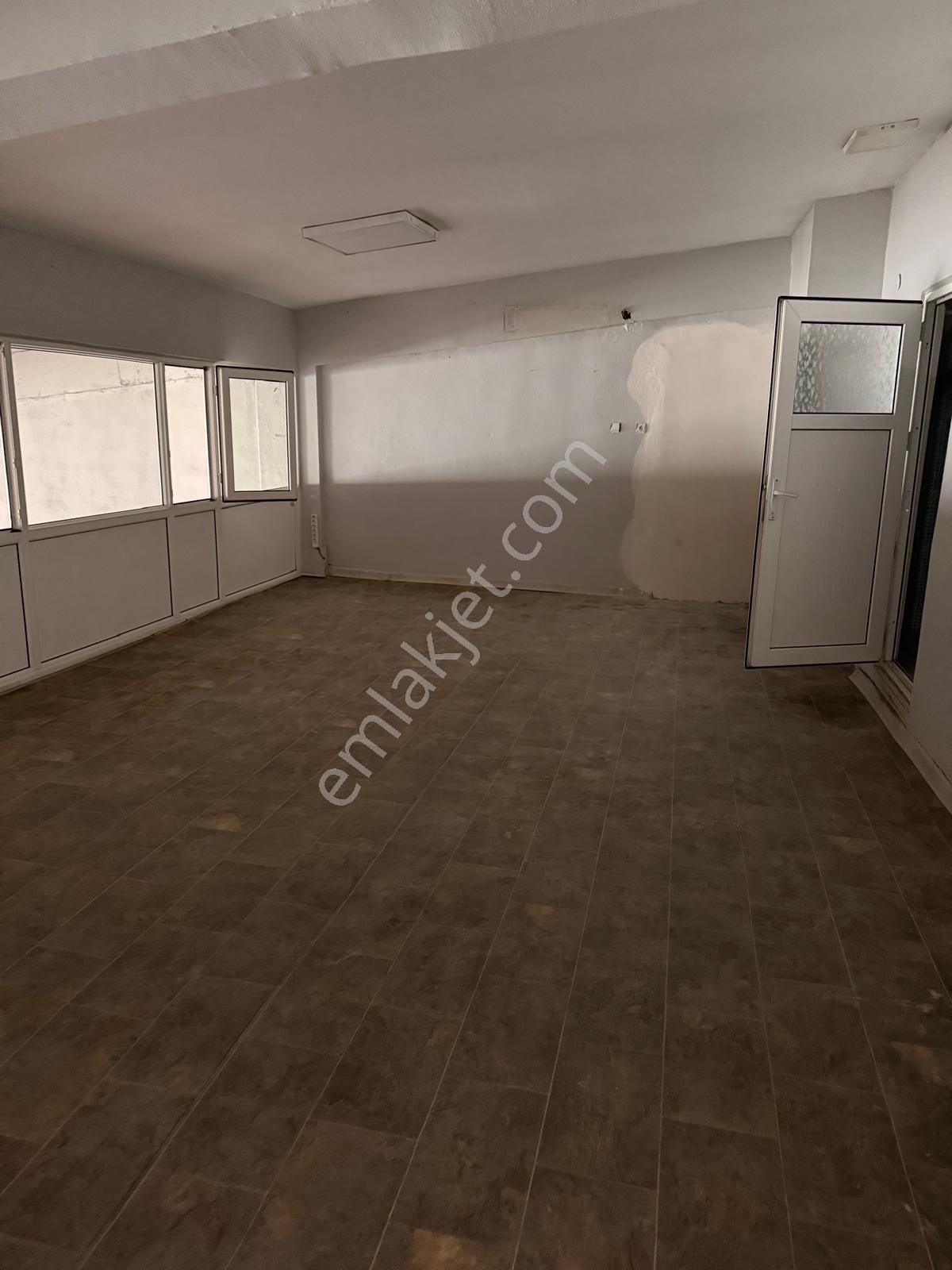 Otosansitte Çift Dükkan Kiralık İş Yeri - Görsel 20