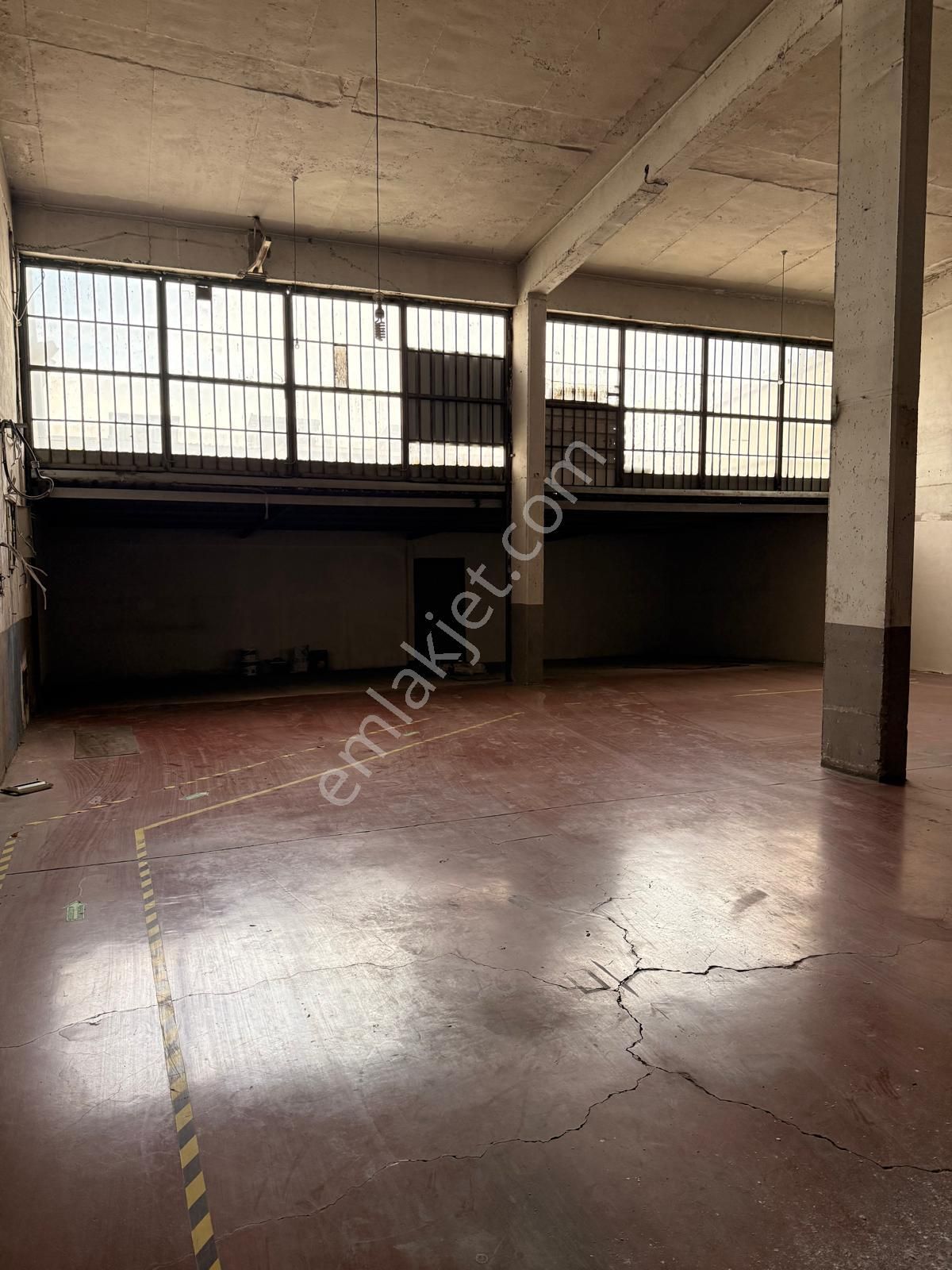 Otosansitte Çift Dükkan Kiralık İş Yeri - Görsel 10