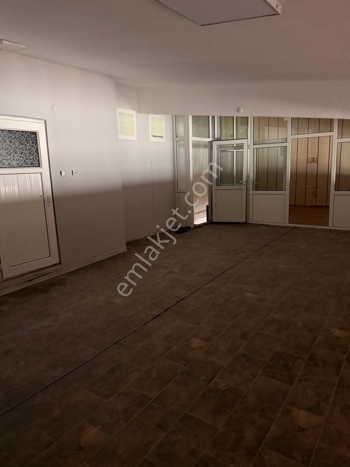 Otosansitte Çift Dükkan Kiralık İş Yeri - Görsel 16