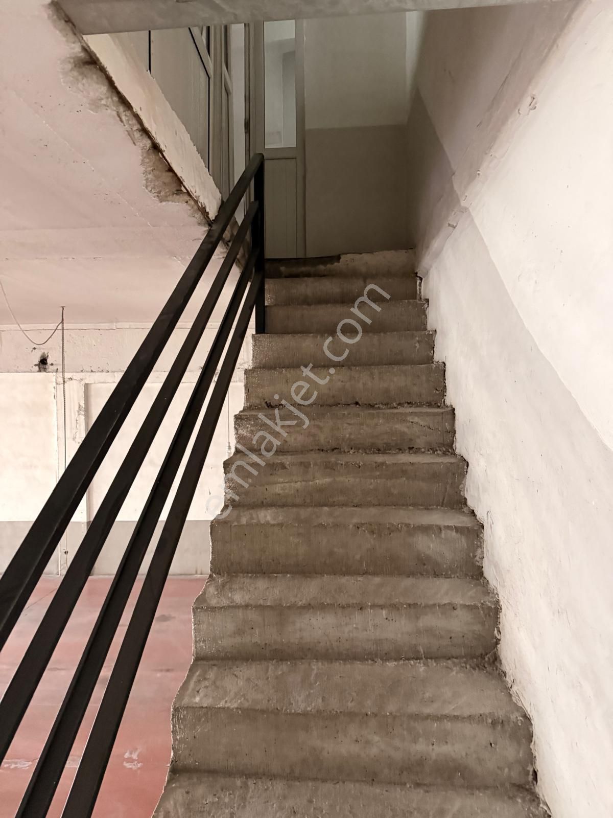 Otosansitte Çift Dükkan Kiralık İş Yeri - Görsel 14