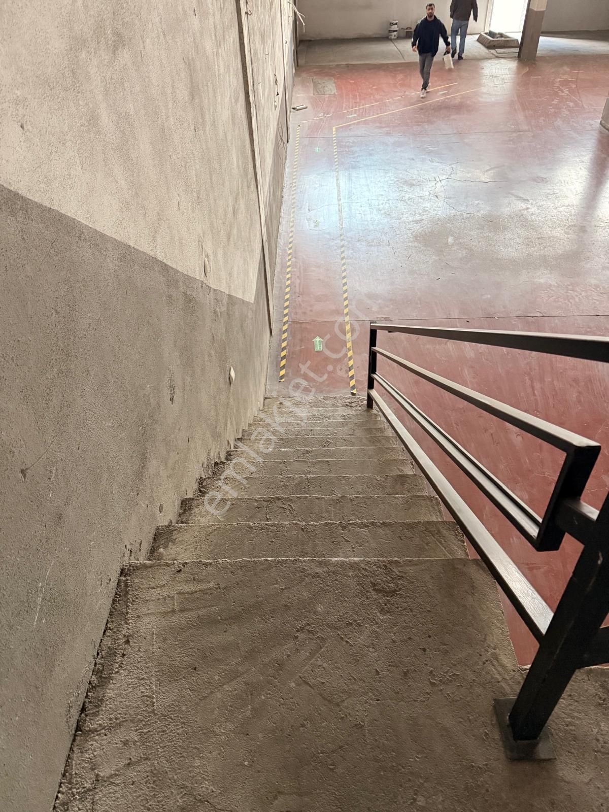 Otosansitte Çift Dükkan Kiralık İş Yeri - Görsel 13