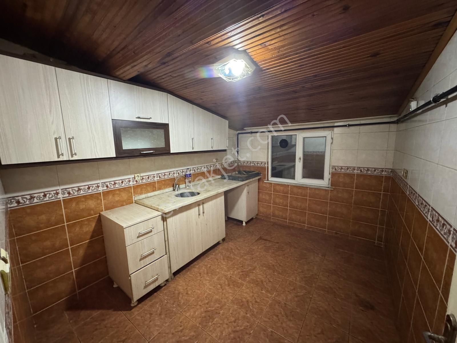 Baykal İnş. Esentepe Mah. Kiralık Çatı Katı - Görsel 3