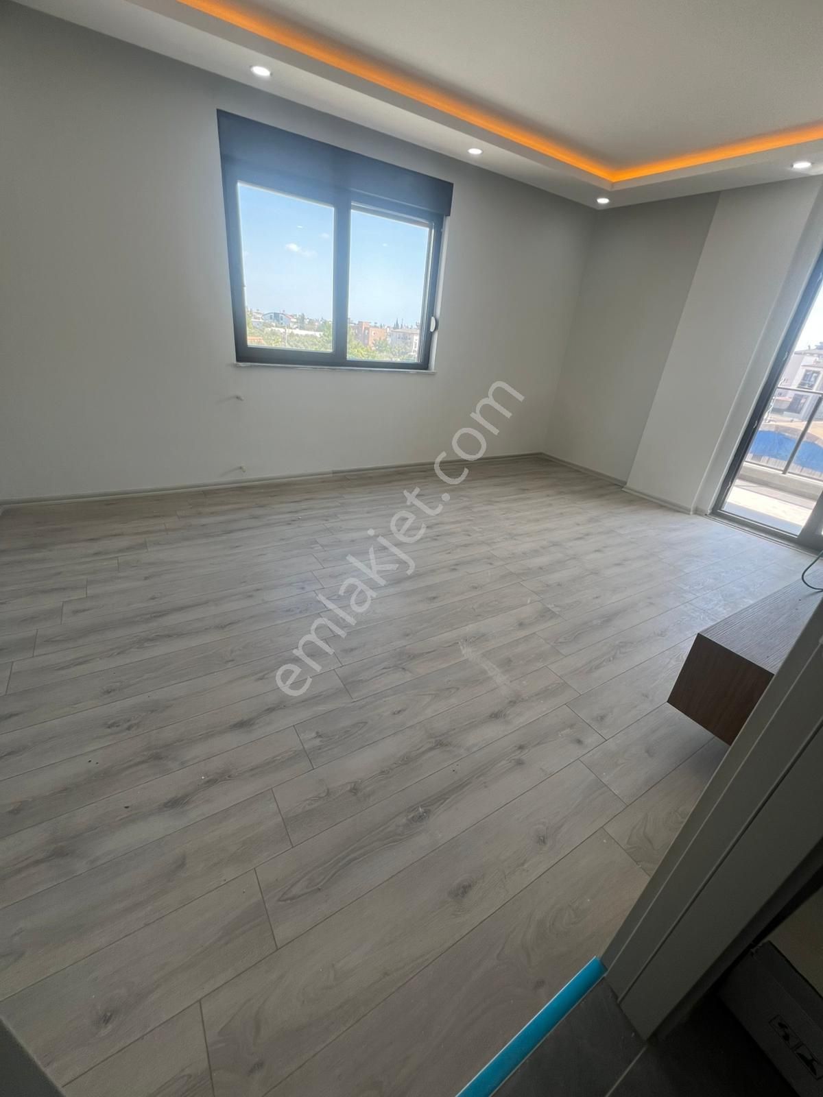 Antalya Demirel Mahallesi Tranvay Dibi - Görsel 11