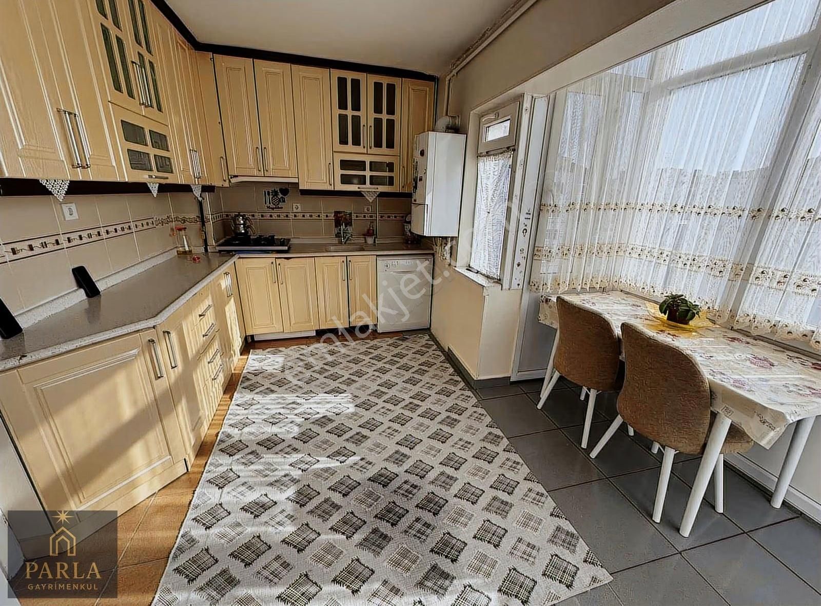 Parla Emlak'tan Sincan Pilevne Mah. 3+1/4.kar/110m2 - Görsel 15