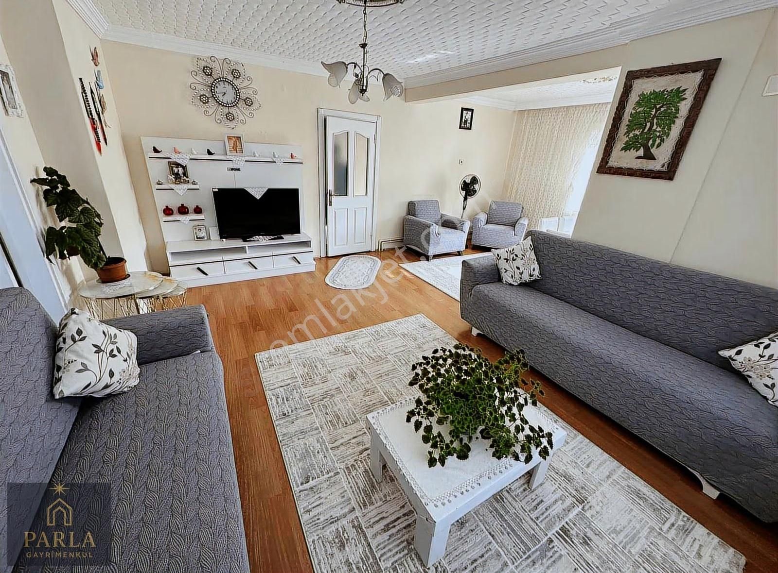 Parla Emlak'tan Sincan Pilevne Mah. 3+1/4.kar/110m2 - Görsel 5