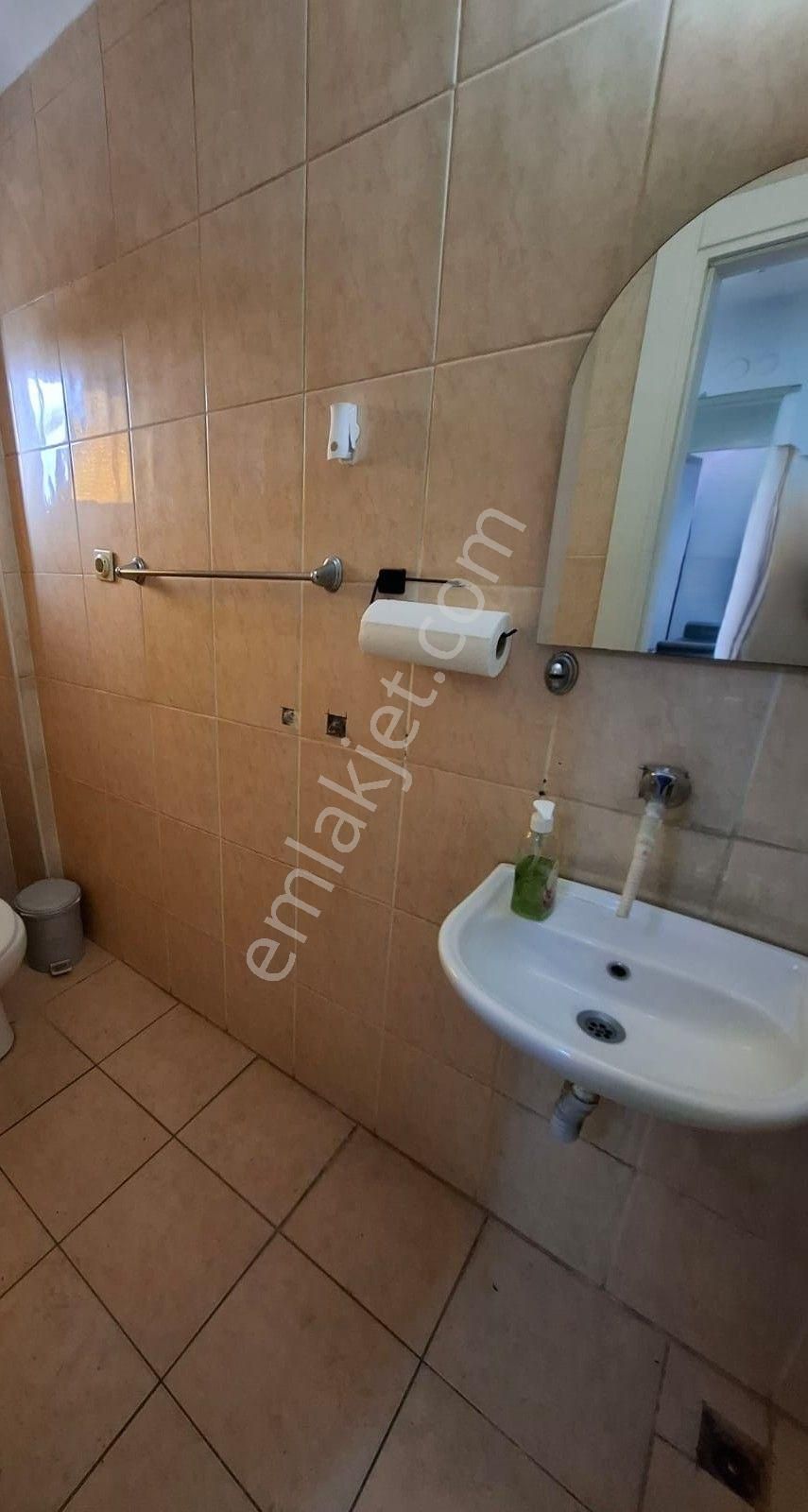 Basmane Kültürpark Yanında Yatırımlık Bakımlı Ofis - Görsel 32