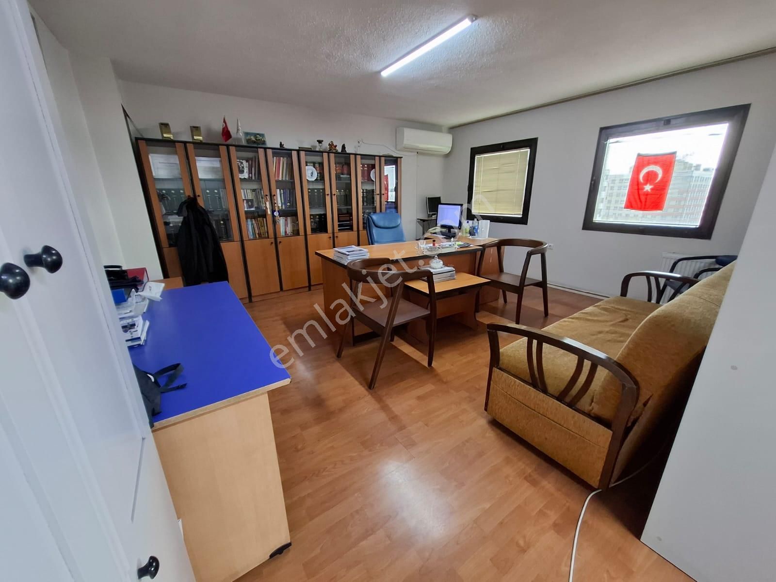 Basmane Kültürpark Yanında Yatırımlık Bakımlı Ofis - Görsel 30