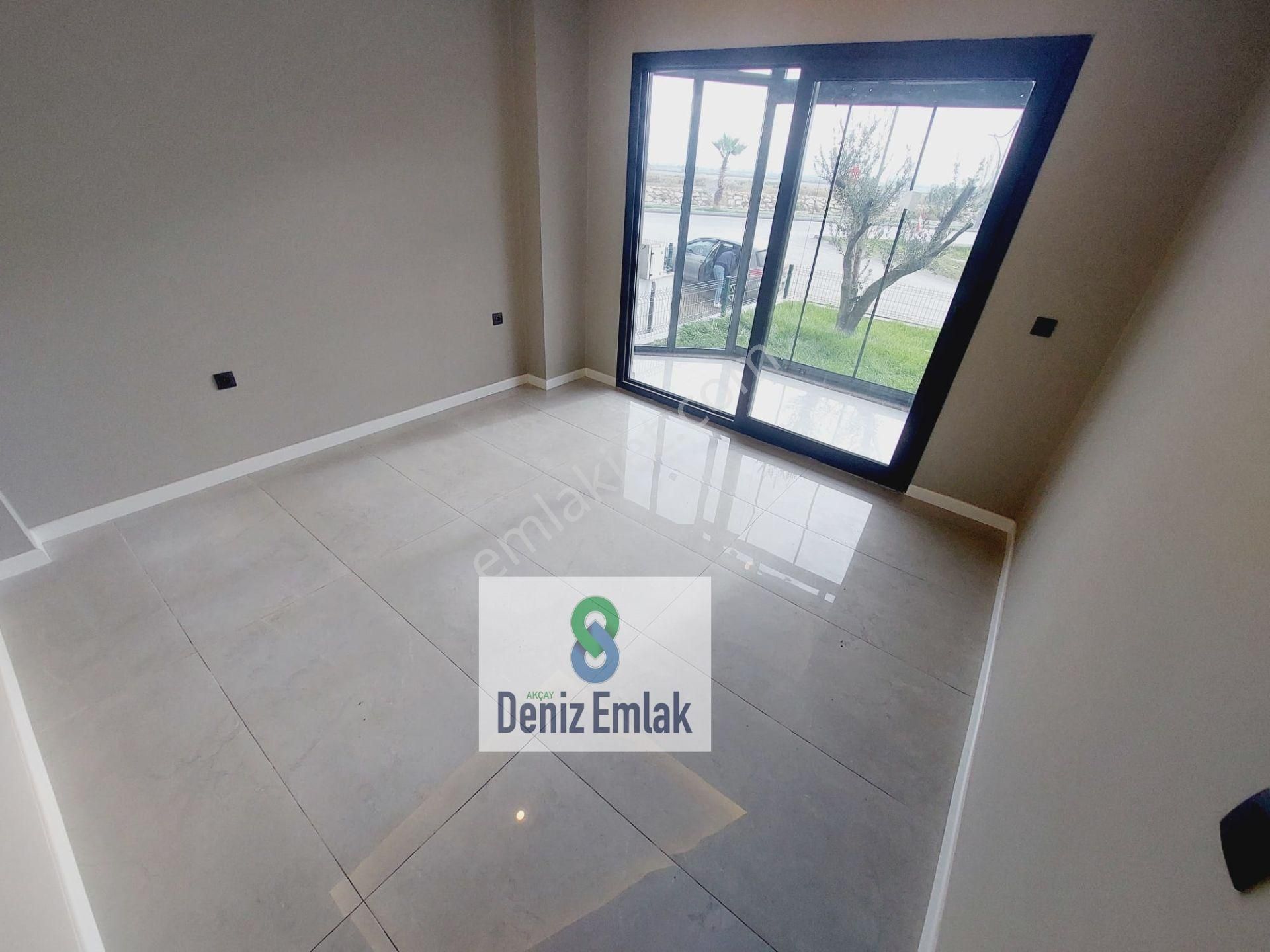 Denizden Akçayda Öncephe Kendine Ait Bahçeli Satılık 2+1 Lüks Daire. - Görsel 10