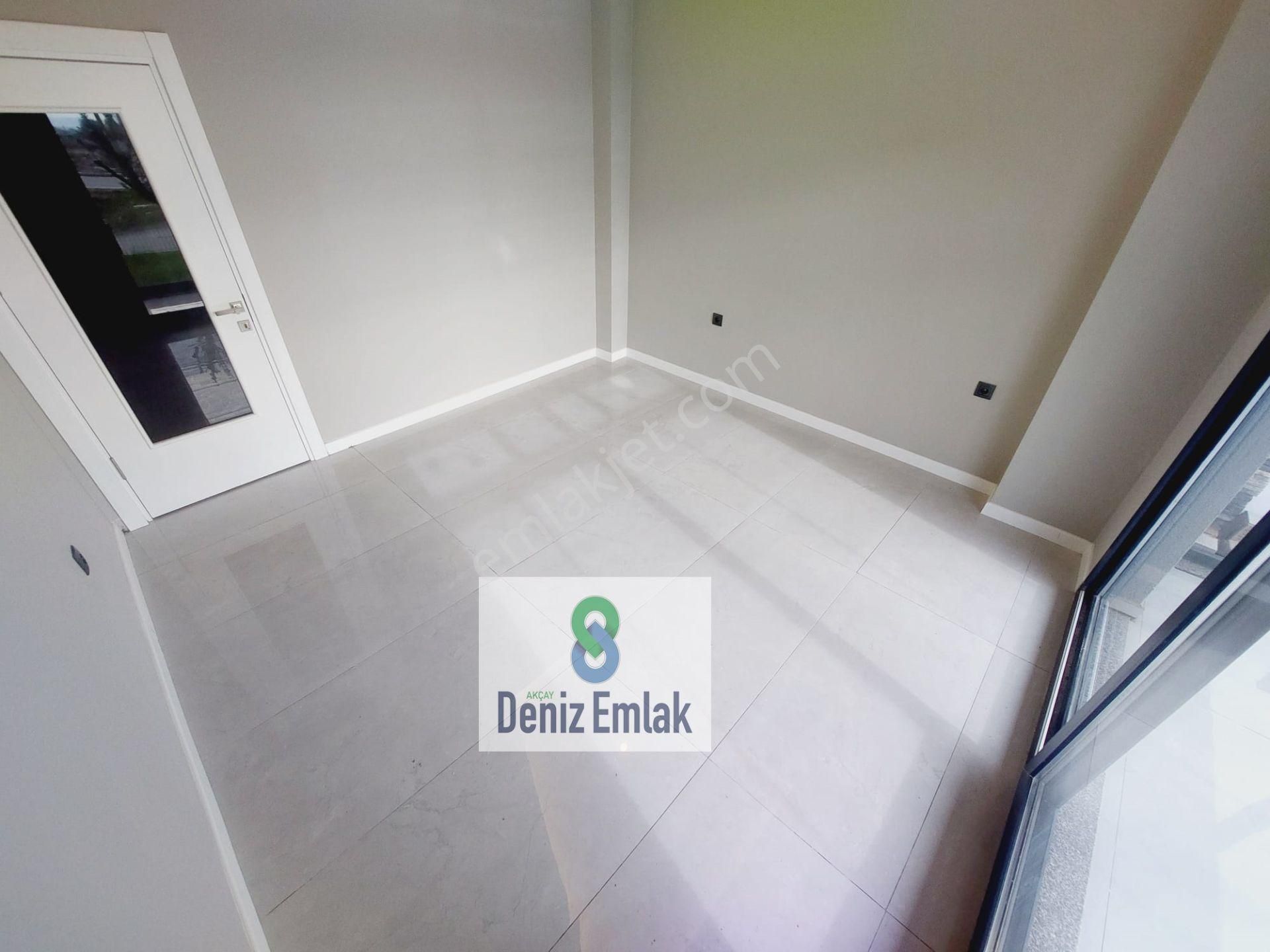 Denizden Akçayda Öncephe Kendine Ait Bahçeli Satılık 2+1 Lüks Daire. - Görsel 20