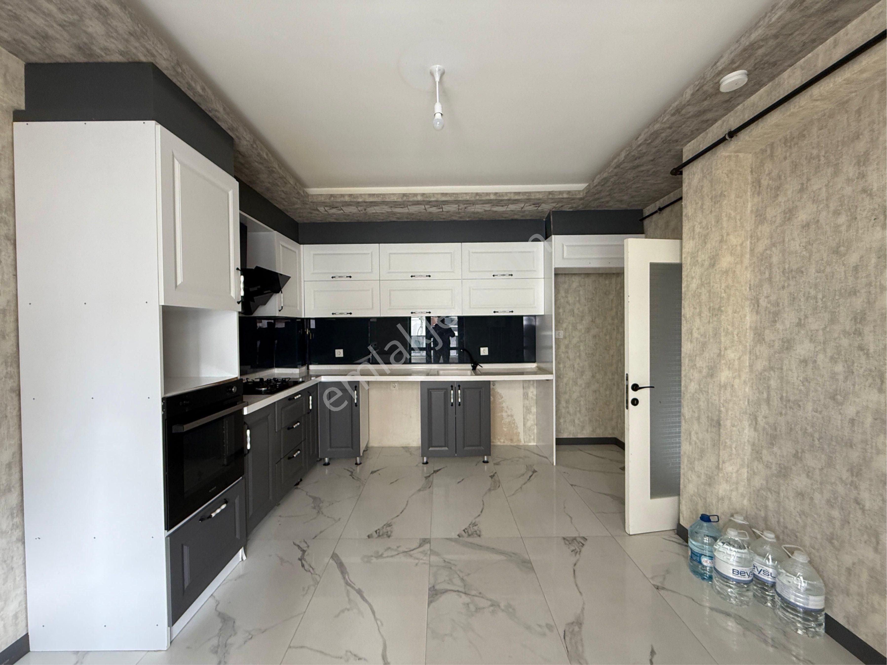 Öz Maşallah Dan Kiralık 4+1 Daire - Görsel 2