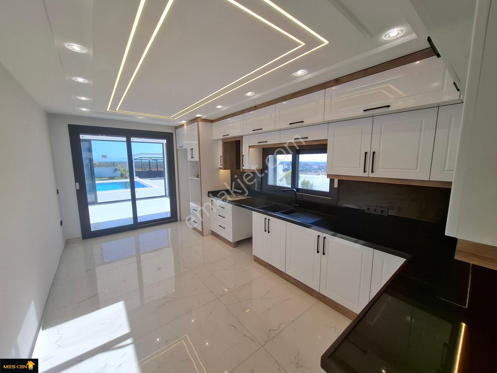 Didim Efeler'de 520 M2 Arsa İçinde,ultra Lüks, Modern Mimari Tam Müstakil Villa - Görsel 14