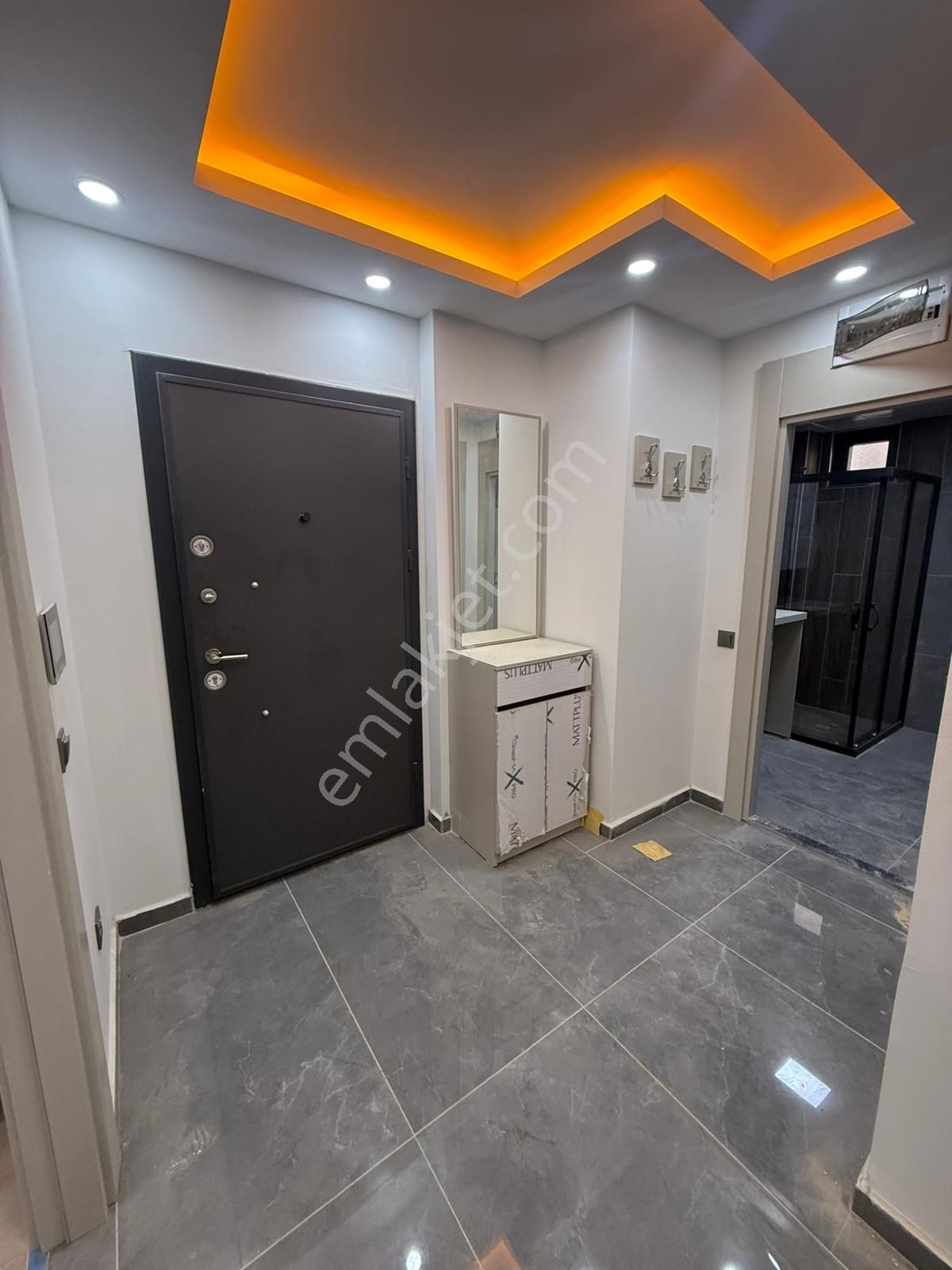 Antalya Demirel Mahallesi Tranvaya Adım Mesafede - Görsel 4