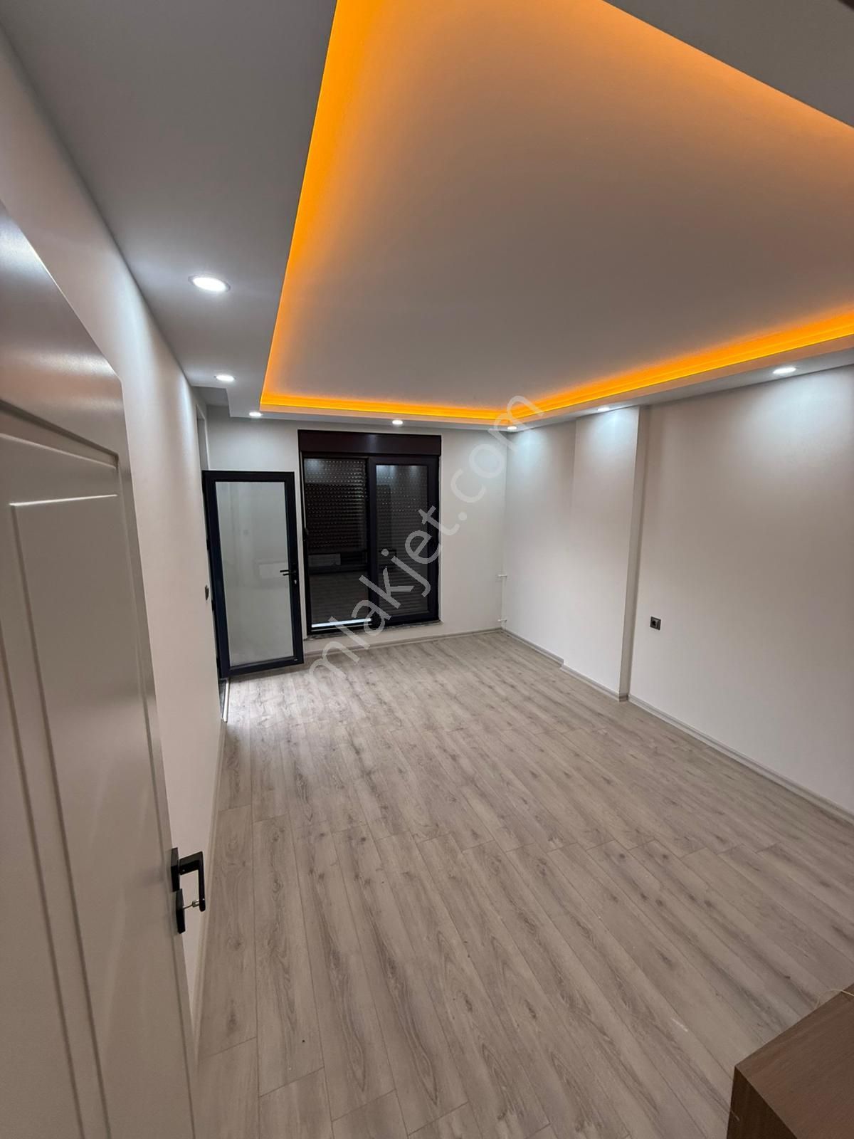 Antalya Demirel Mahallesi Tranvaya Adım Mesafede - Görsel 8