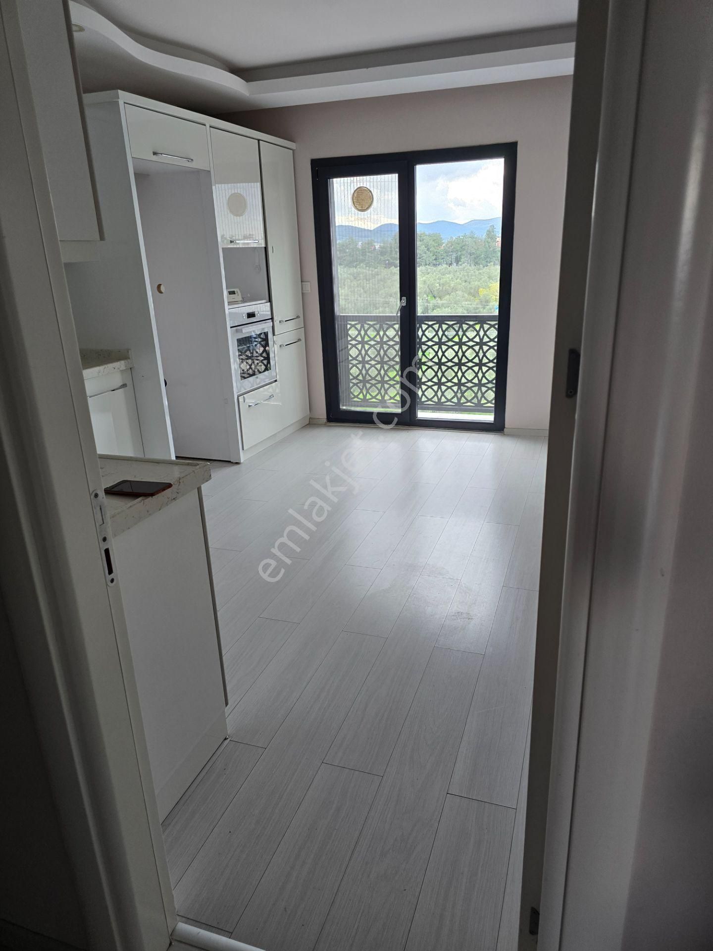 Bahçeşehir Konakları Sitesinde Konfor Ve Modernlik 3+1 Daire... - Görsel 16