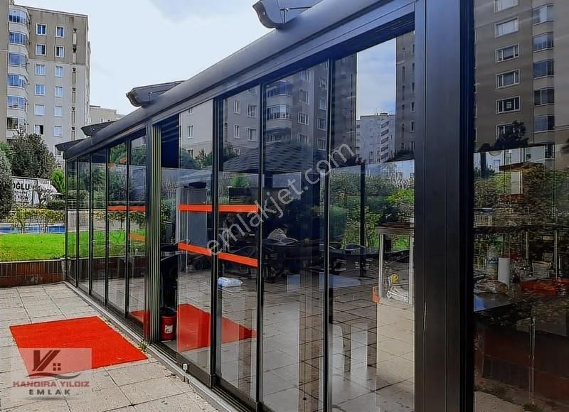 Çekmeköy Beşyıldız Sitesinde 135 M2 Net Kullanımlı 1.kat Daire - Görsel 13