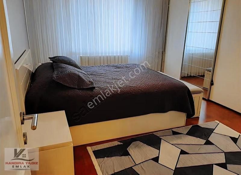 Çekmeköy Beşyıldız Sitesinde 135 M2 Net Kullanımlı 1.kat Daire - Görsel 7