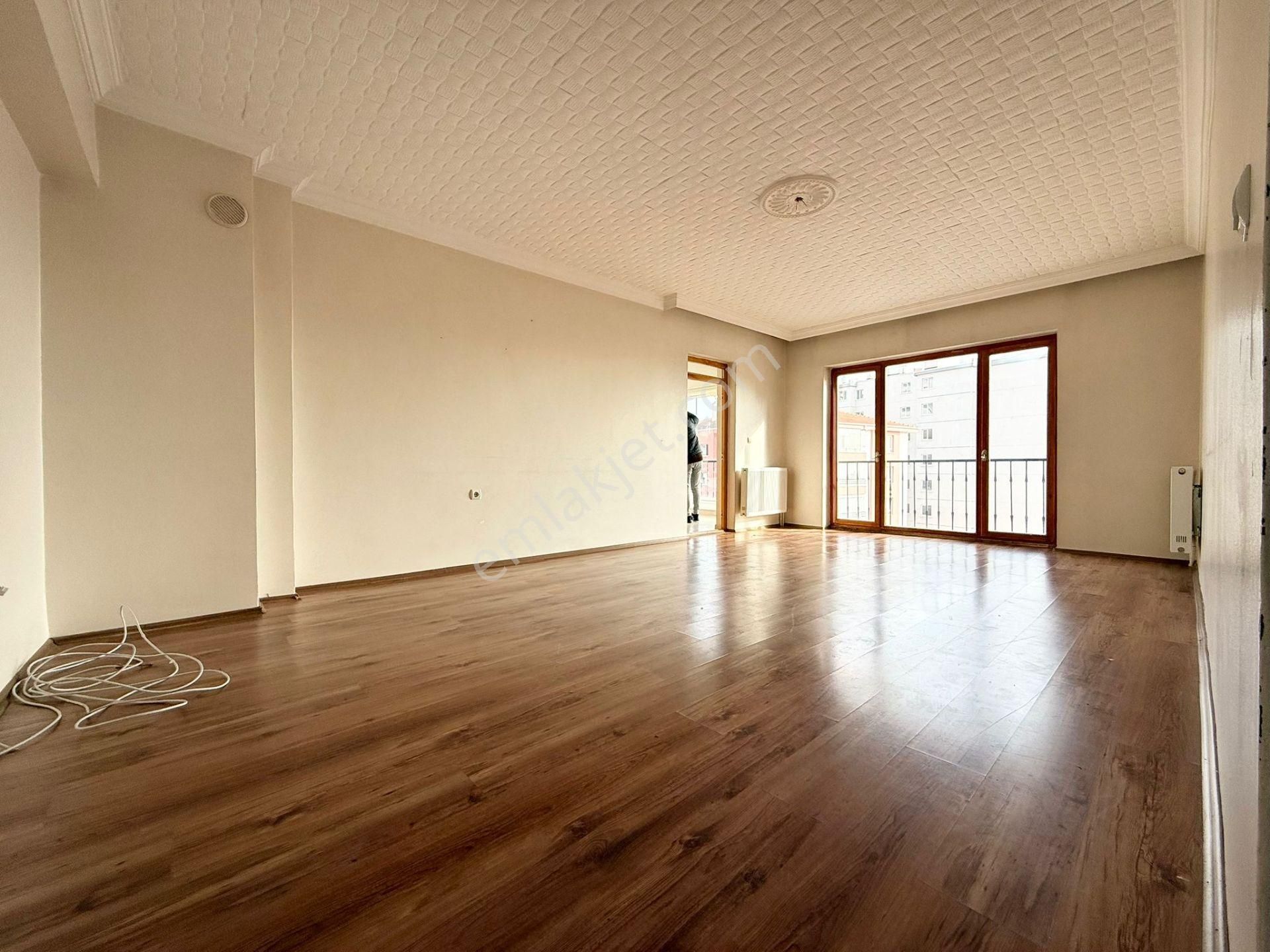 Turan'dan Telefererik Son Durakta 135 M2 3+1 Site Dairesi - Görsel 9