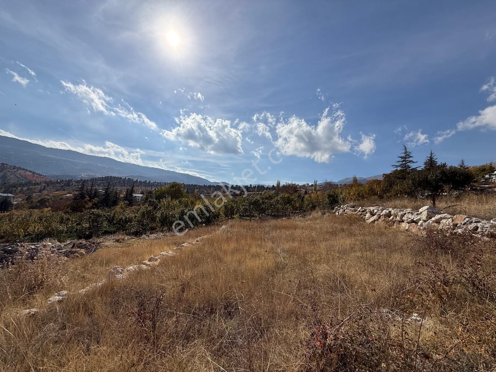 Bolkar'dan Arslanköy'de Satılık 405 M² Göl Manzaralı 405 M² Arsa