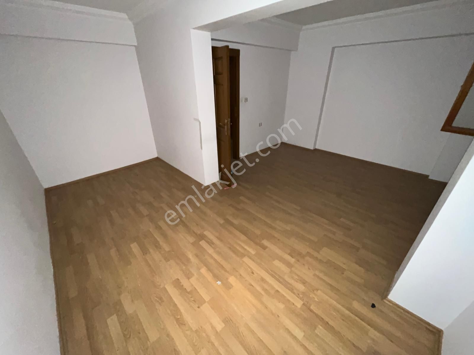 Mülk Emlak Ofisinden Şain Nedim Mevkiin`de 2+1 Kot 1 Cepheleri Açık Fırsat Daire - Görsel 30