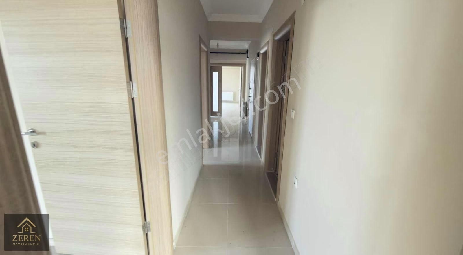 Zeren'den Site İçerisinde Ebeveyn Banyolu Çift Balkonlu 3+1 - Görsel 8