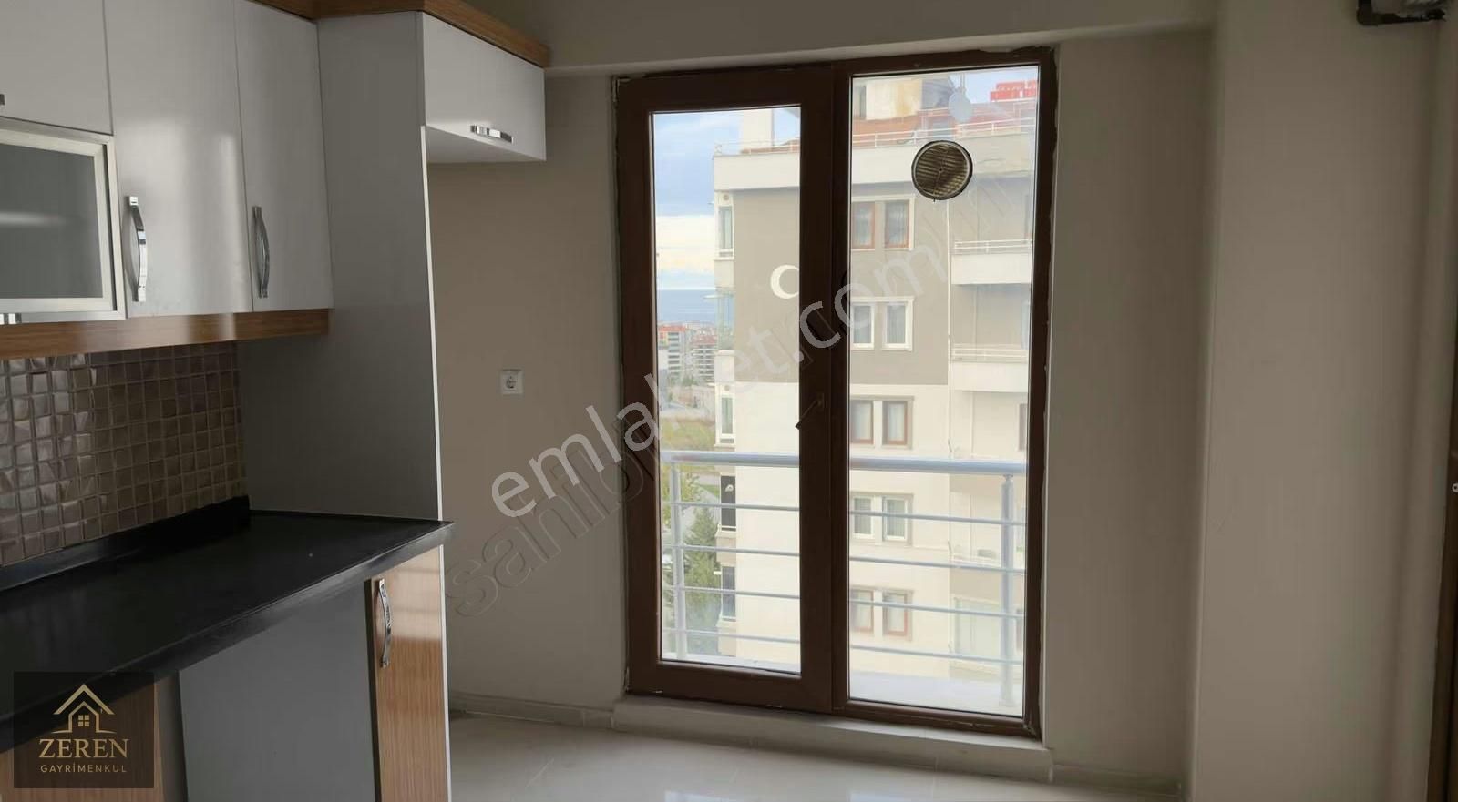 Zeren'den Site İçerisinde Ebeveyn Banyolu Çift Balkonlu 3+1 - Görsel 17