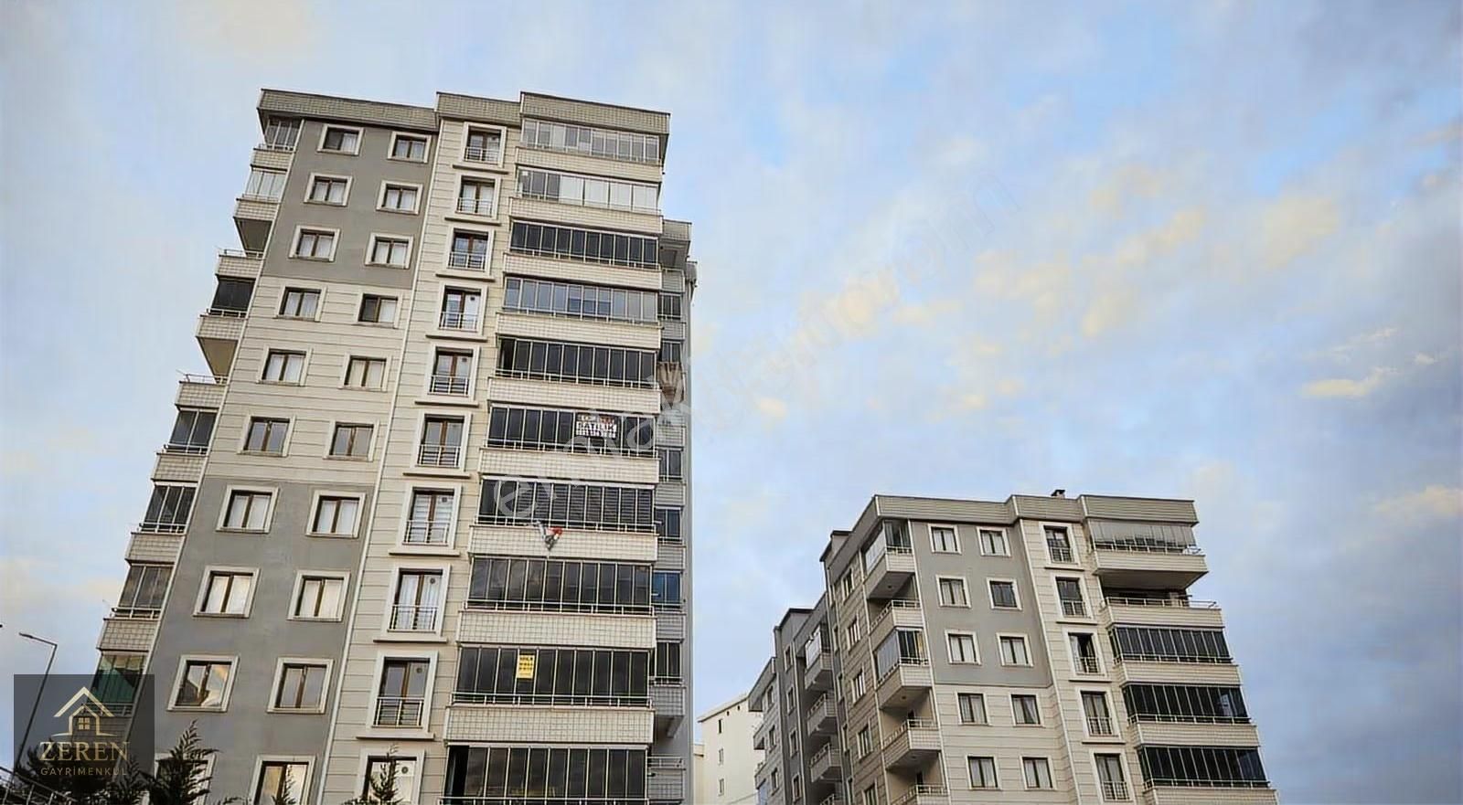 Zeren'den Site İçerisinde Ebeveyn Banyolu Çift Balkonlu 3+1