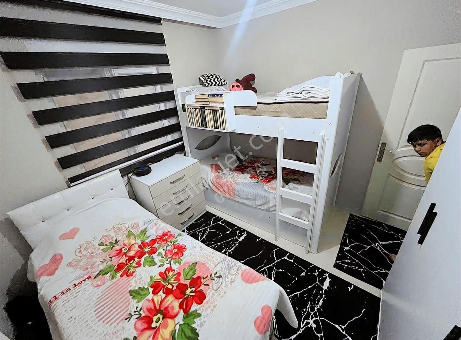 Geniş 2+1 110 M2 Ara Kat Masrafsız Full Kredi - Görsel 18