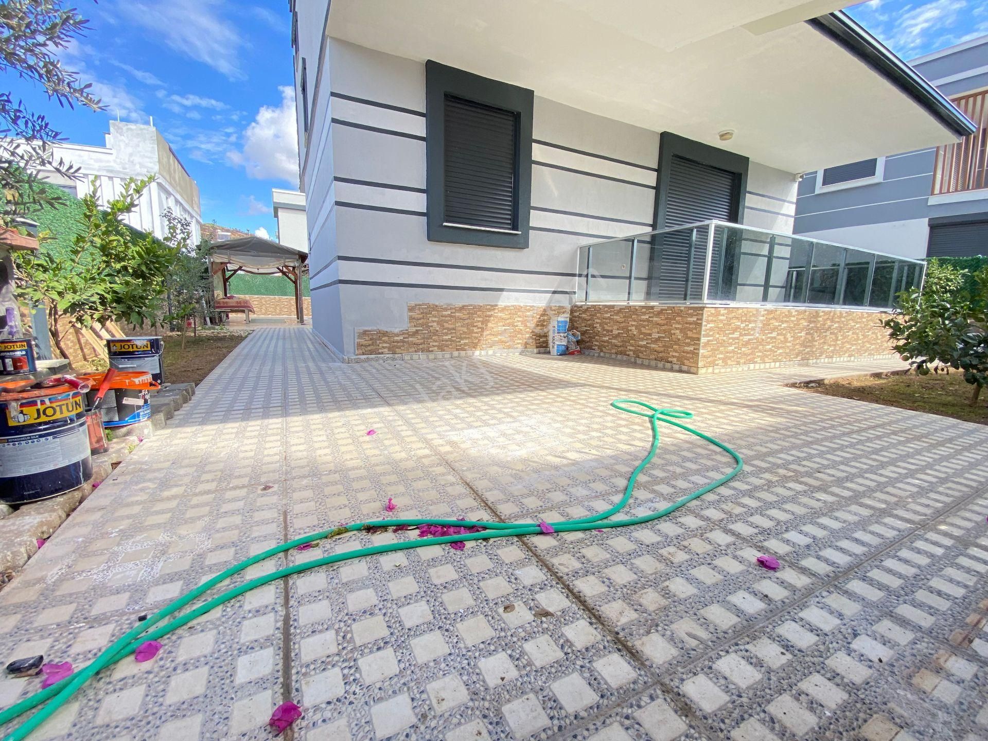 Seferihisar Doğanbeyde Tek Mustakil Havuzlu Satılık 3+1 Villa - Görsel 33