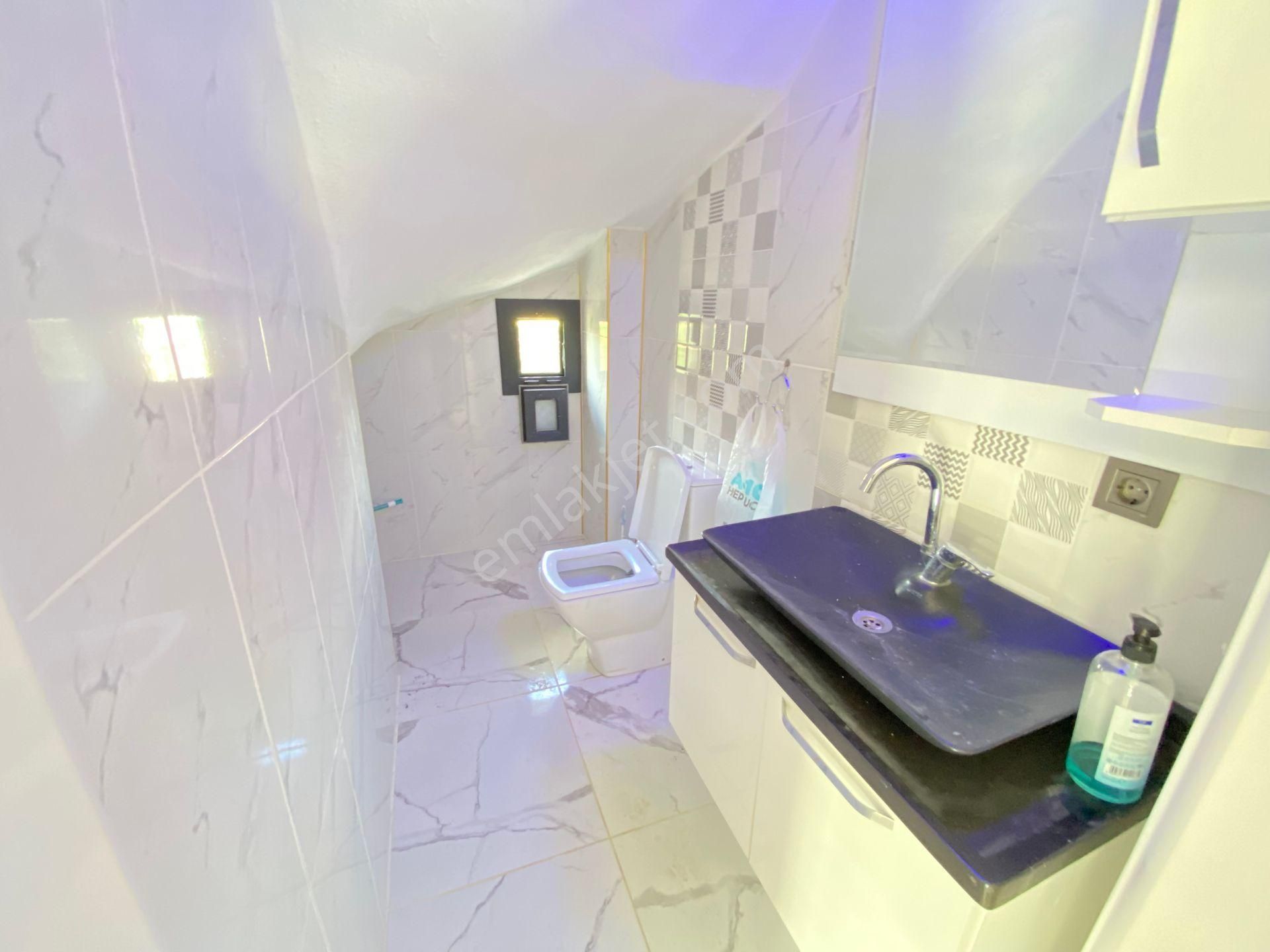 Seferihisar Doğanbeyde Tek Mustakil Havuzlu Satılık 3+1 Villa - Görsel 16